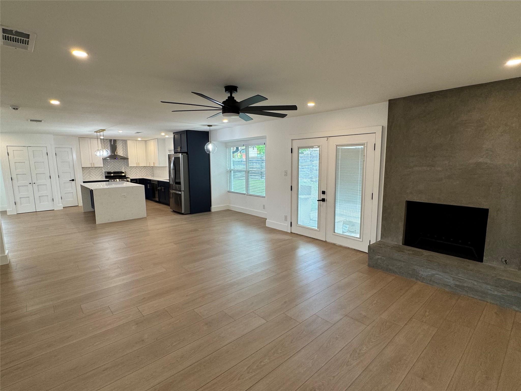 5805 N Hampton Dr, Austin, TX 78723