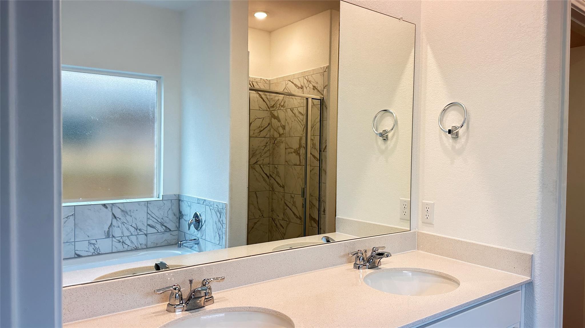 138 Milliner Loop, Hutto, TX 78634