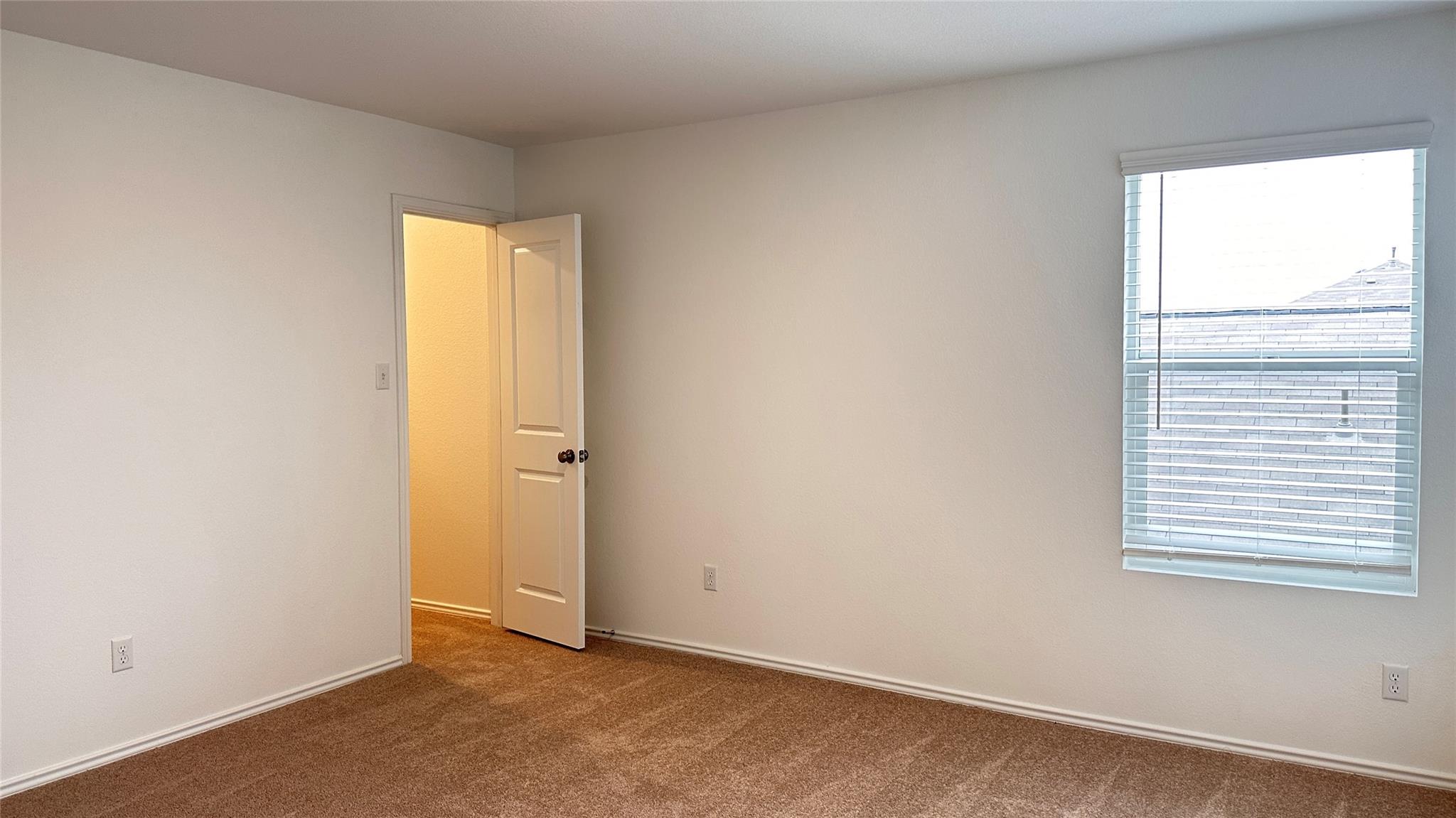 138 Milliner Loop, Hutto, TX 78634