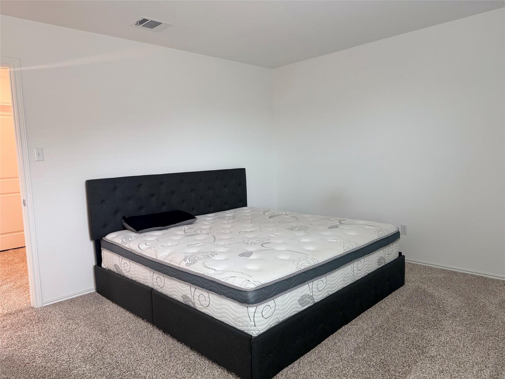 138 Milliner Loop, Hutto, TX 78634