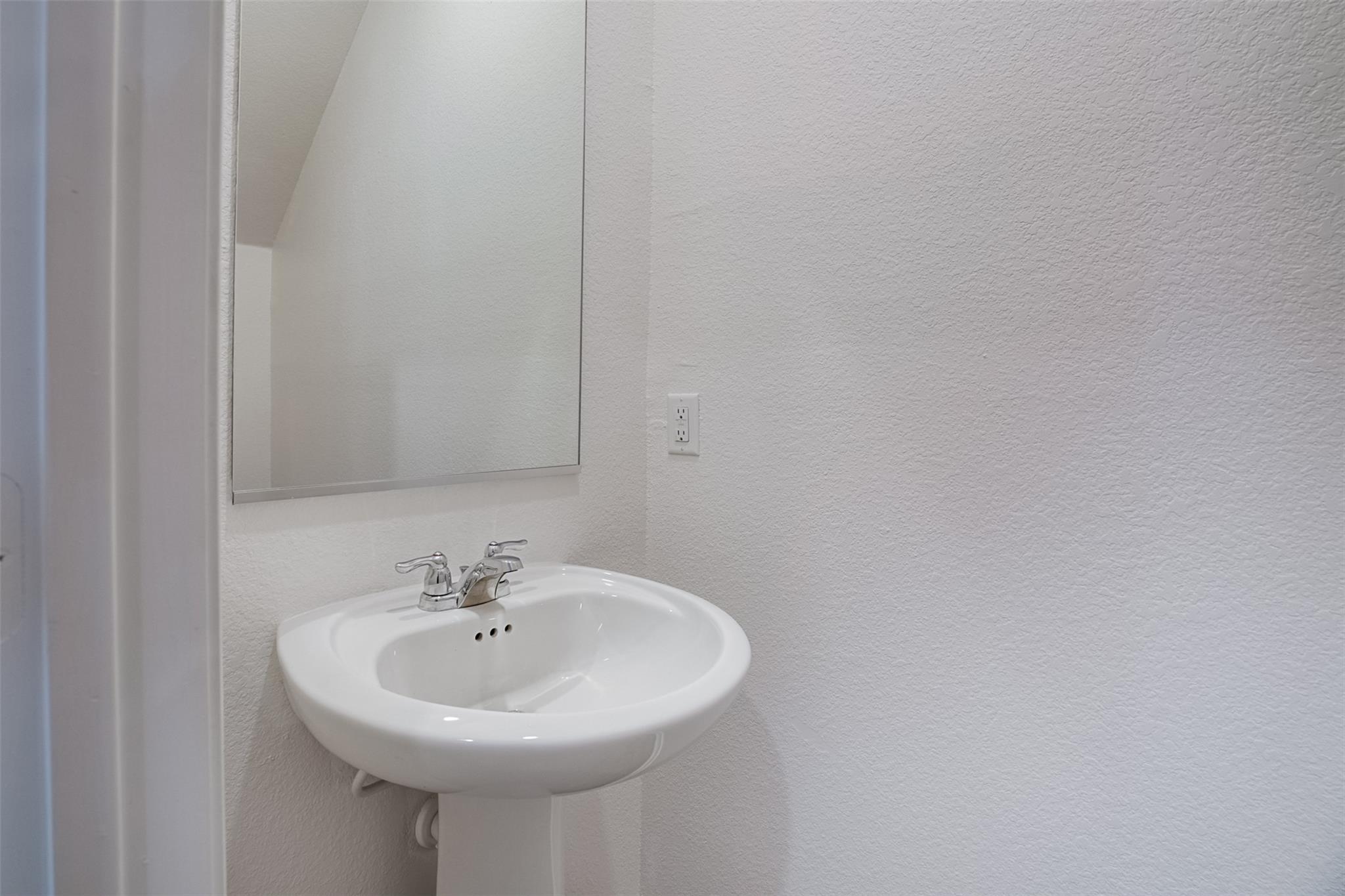 428 Gabbro Gdns, Maxwell, TX 78656