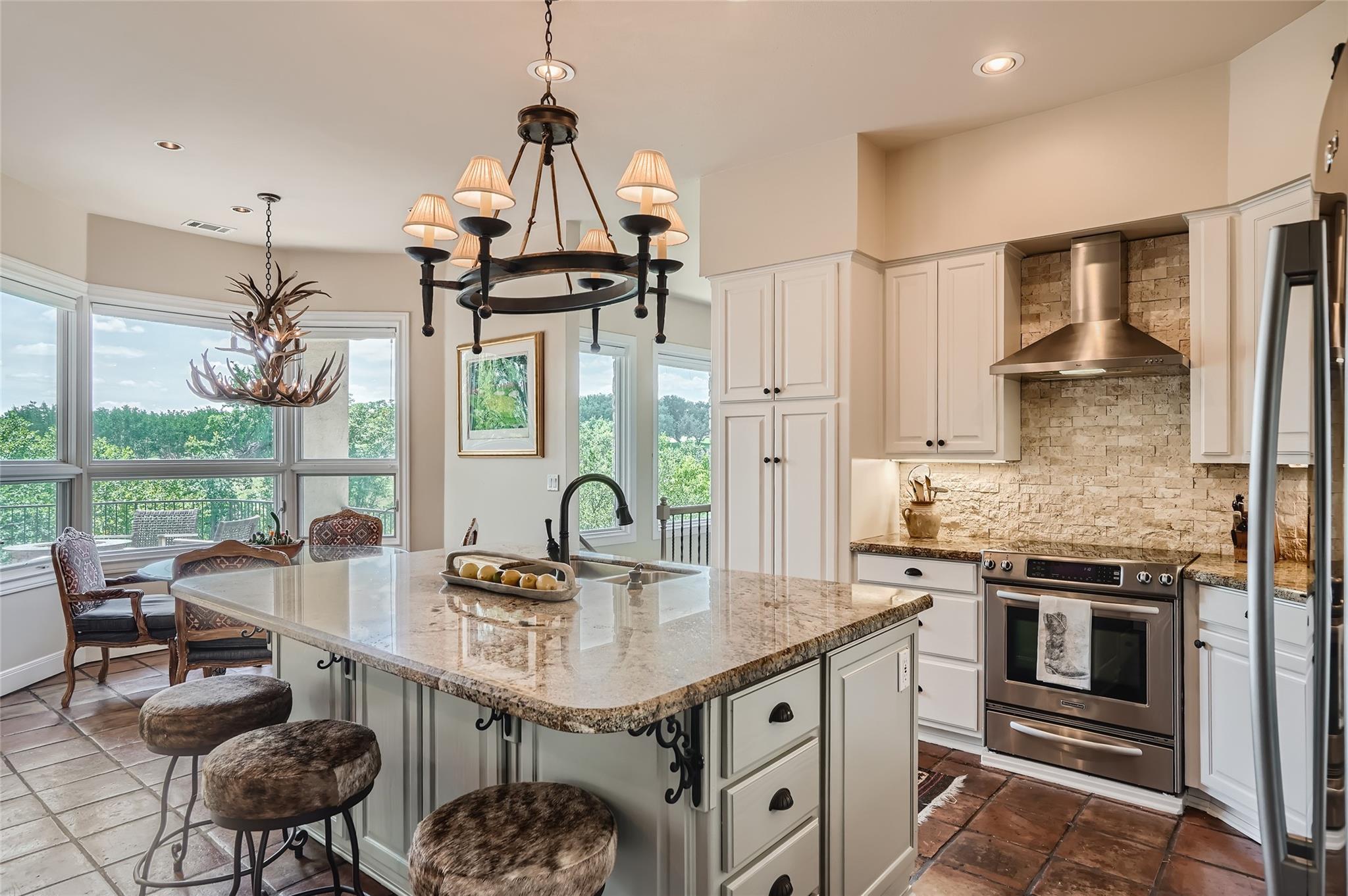 2405 Sailboat Pass Pass, Spicewood, TX 78669