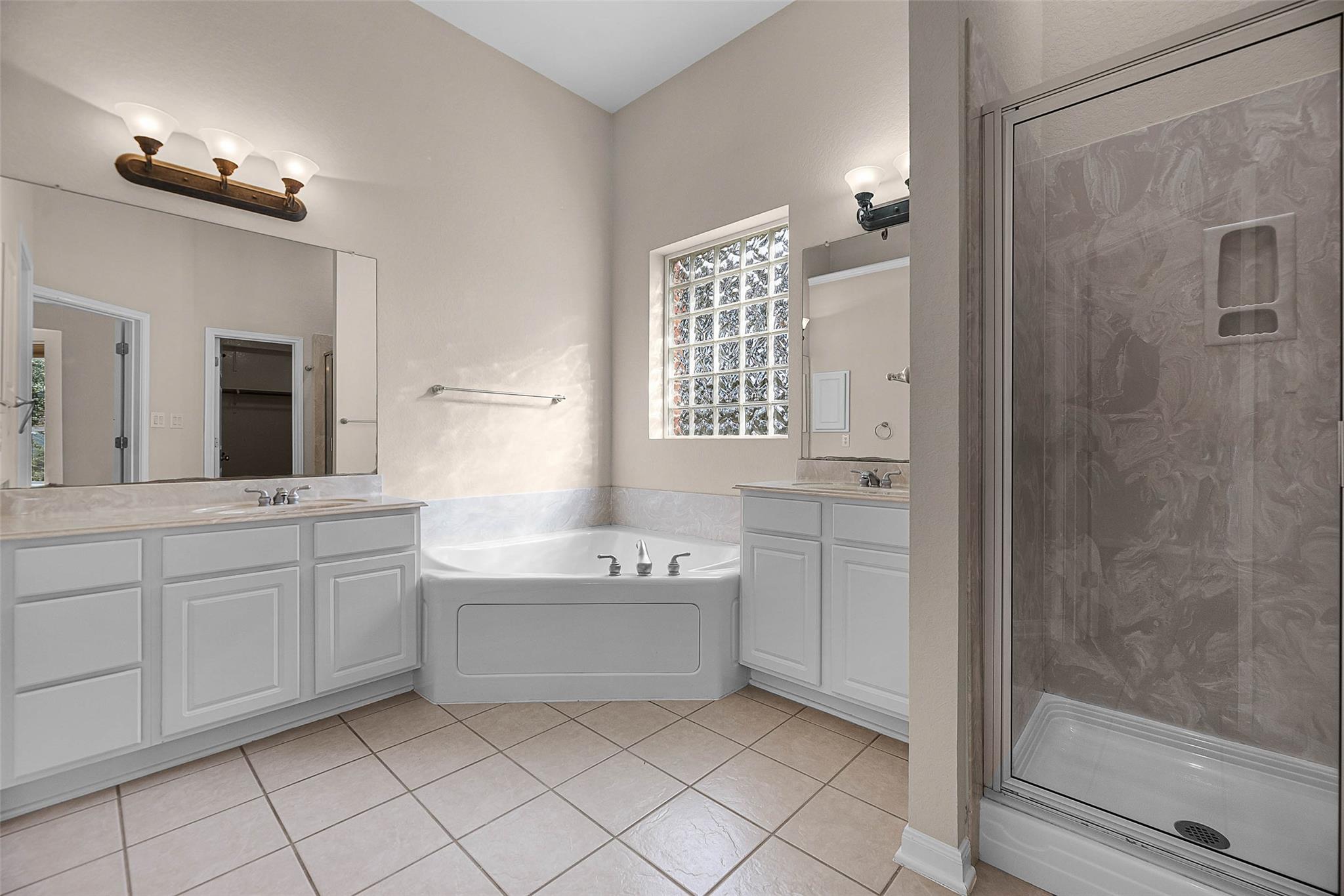 1617 Mountain Springs Rnch, Canyon Lake, TX 78133