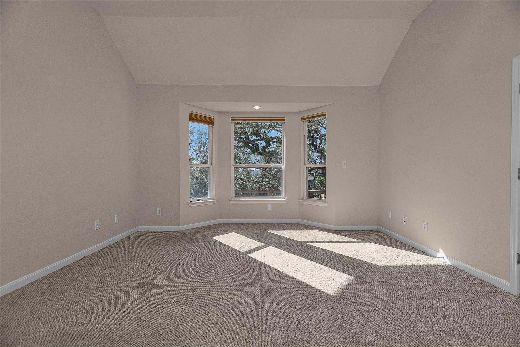 1617 Mountain Springs Rnch, Canyon Lake, TX 78133