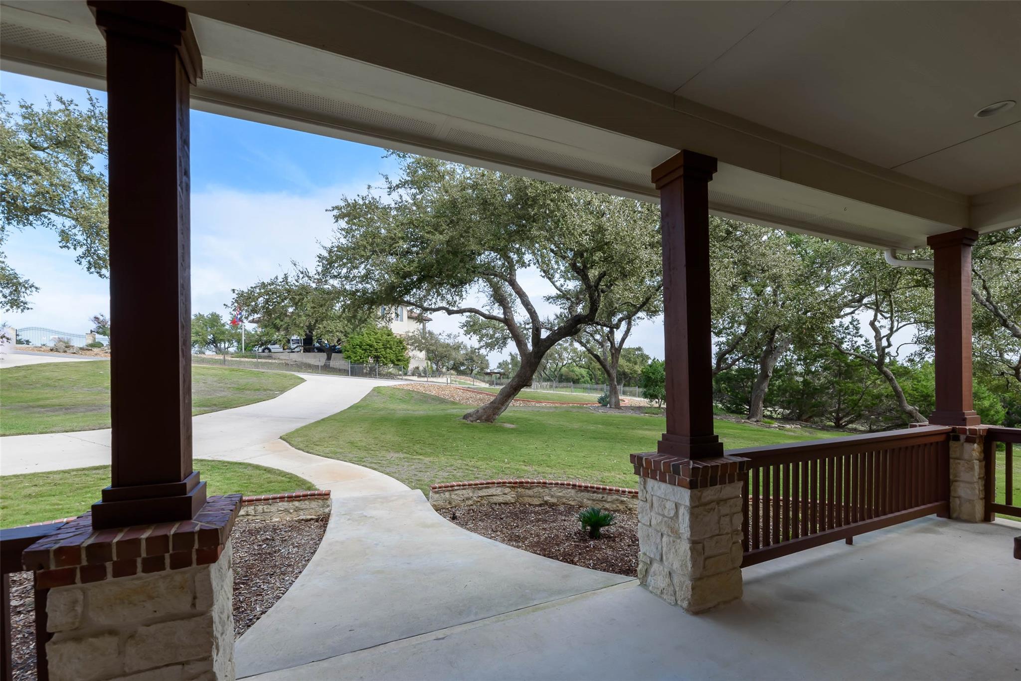 1617 Mountain Springs Rnch, Canyon Lake, TX 78133