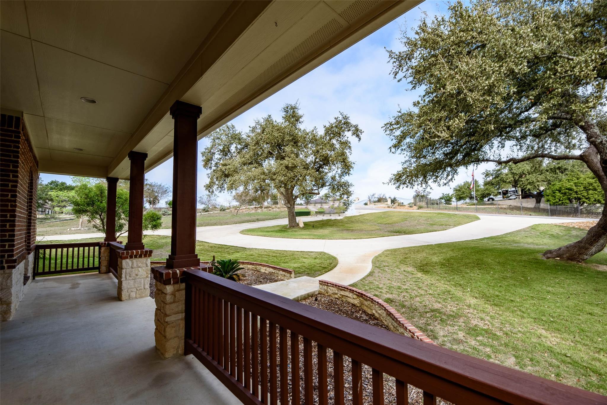 1617 Mountain Springs Rnch, Canyon Lake, TX 78133