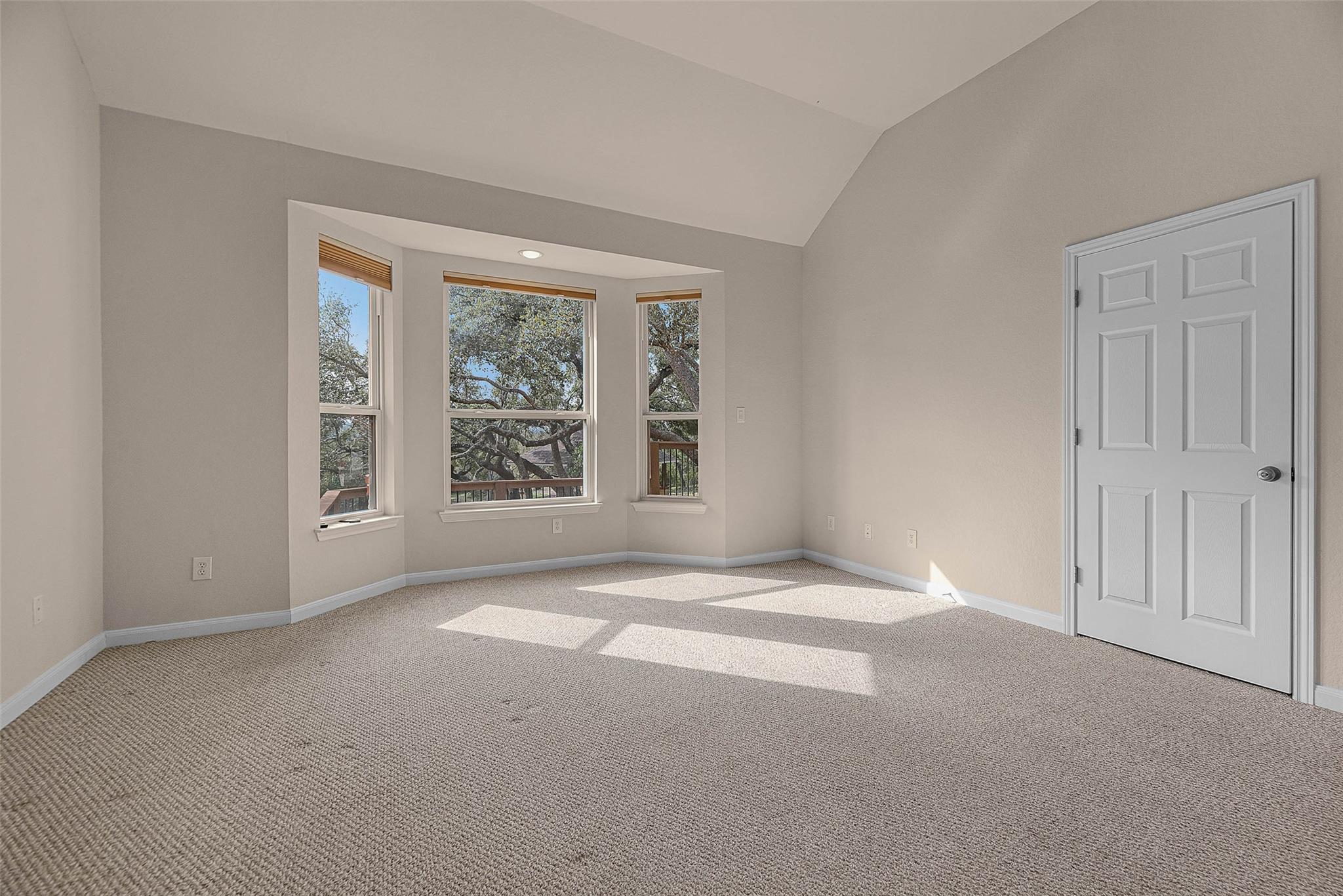 1617 Mountain Springs Rnch, Canyon Lake, TX 78133