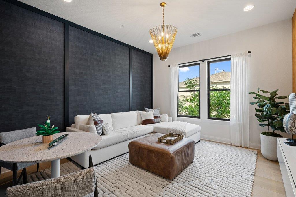 6900 Davenport Divide Rd, Austin, TX 78738