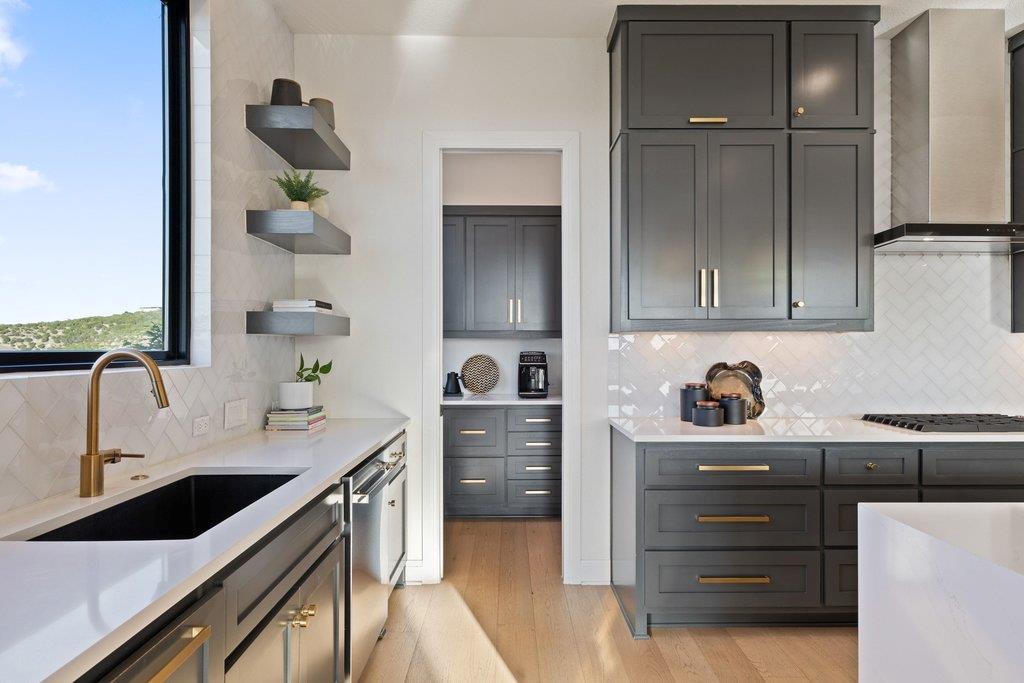 6900 Davenport Divide Rd, Austin, TX 78738