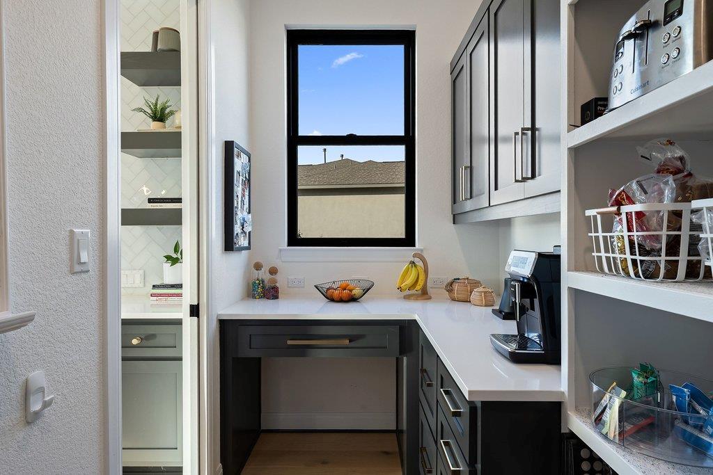 6900 Davenport Divide Rd, Austin, TX 78738