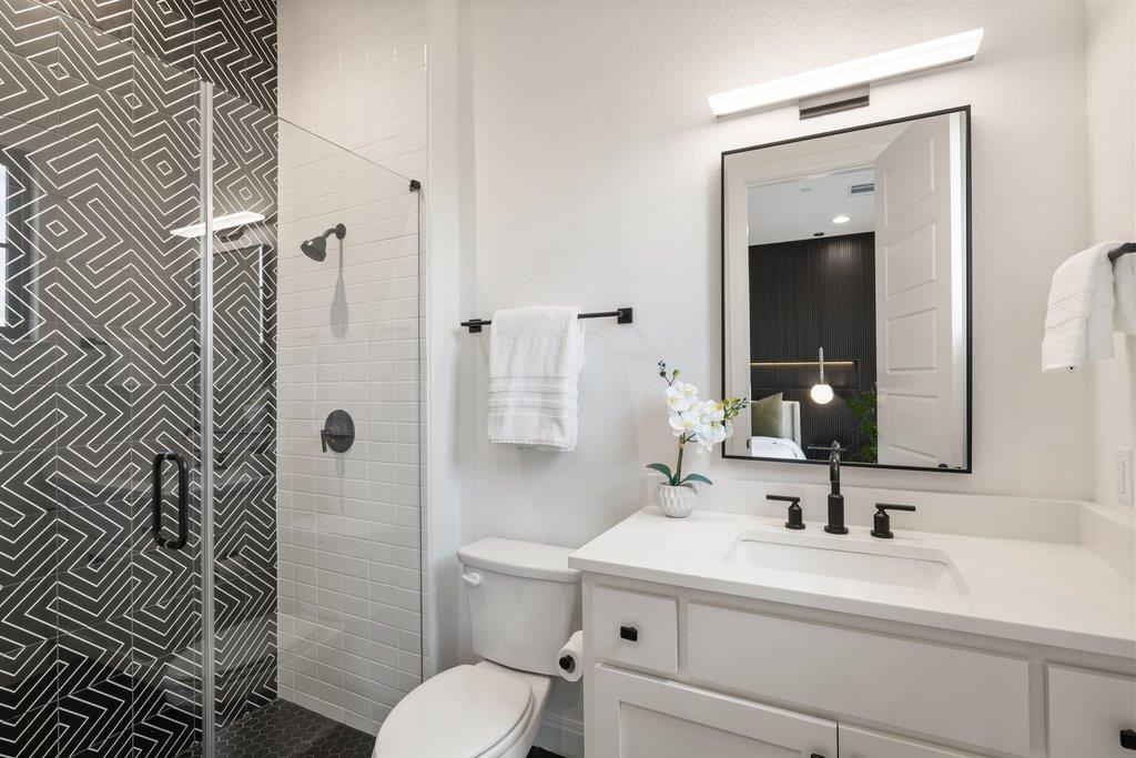 6900 Davenport Divide Rd, Austin, TX 78738