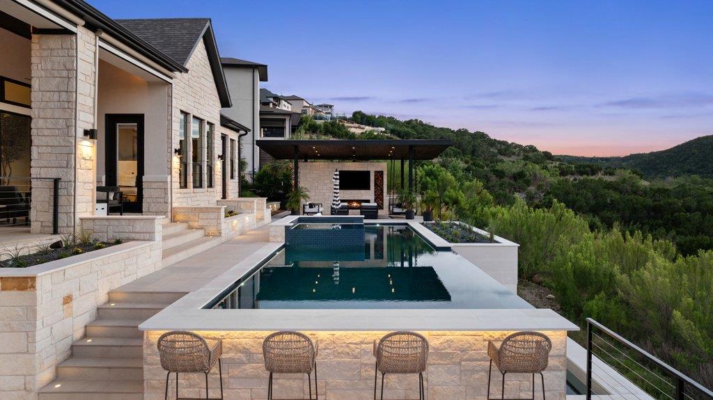 6900 Davenport Divide Rd, Austin, TX 78738