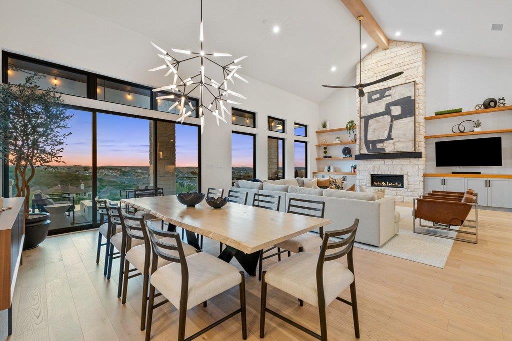 6900 Davenport Divide Rd, Austin, TX 78738