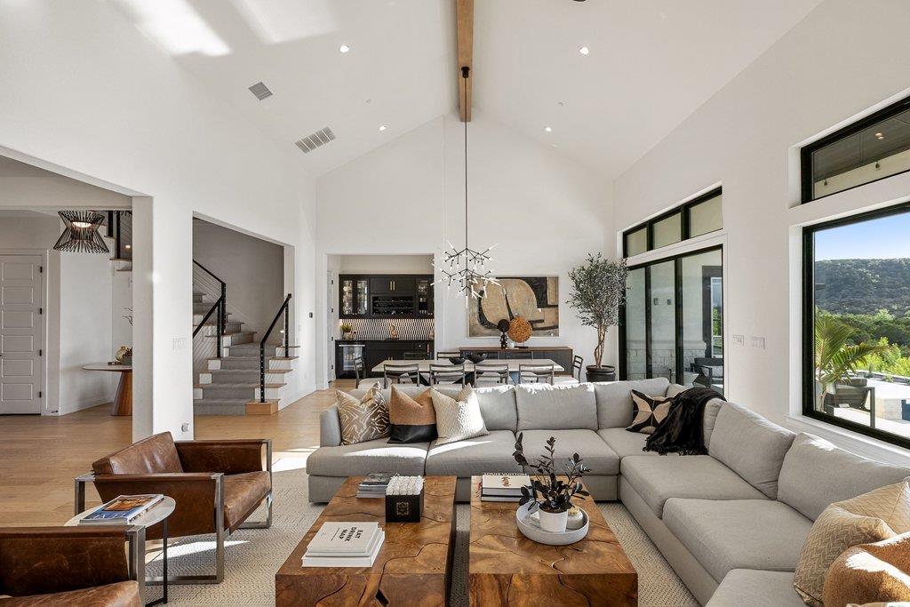 6900 Davenport Divide Rd, Austin, TX 78738