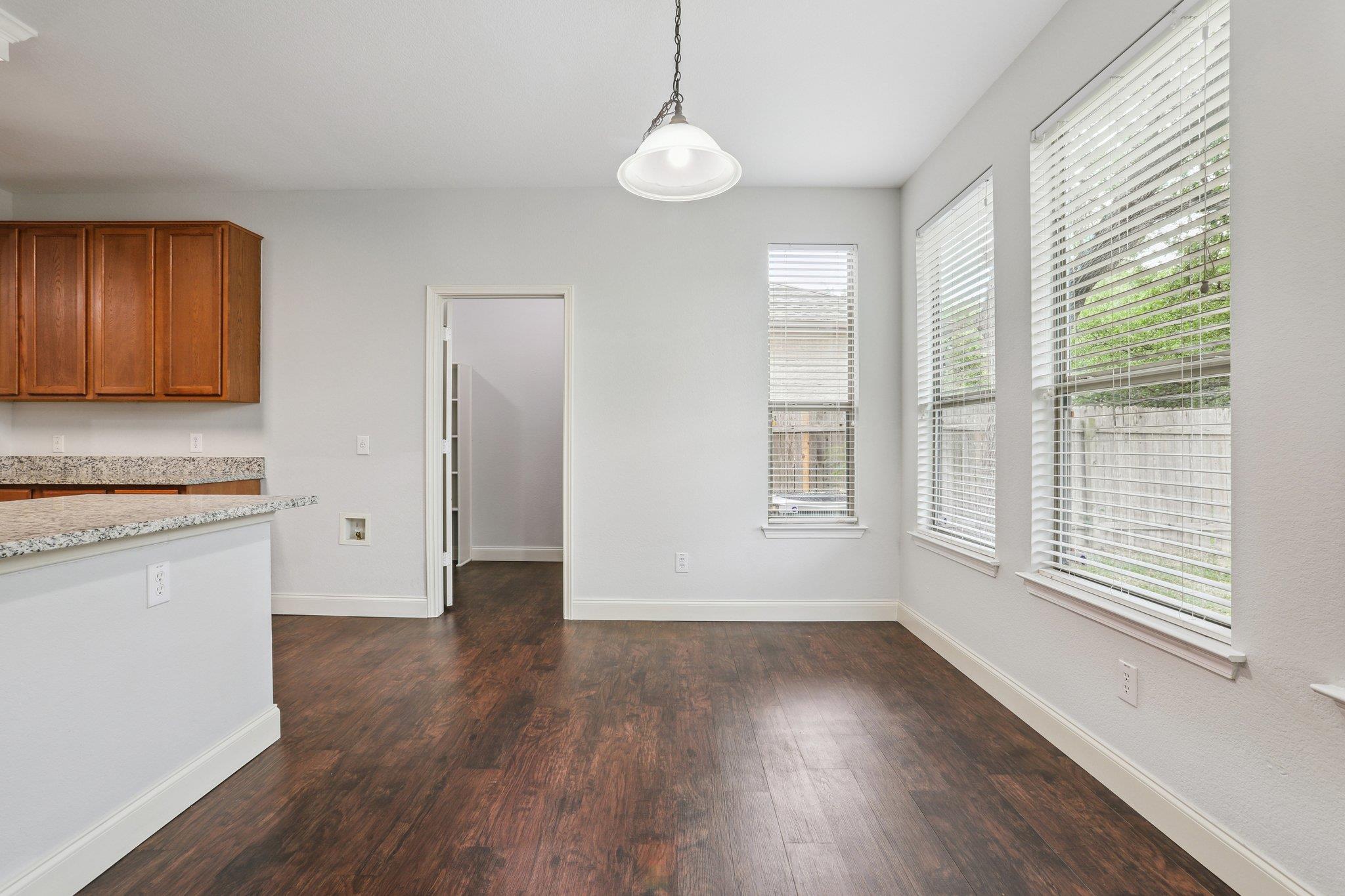 519 Paseo Grand Dr, Cedar Park, TX 78613