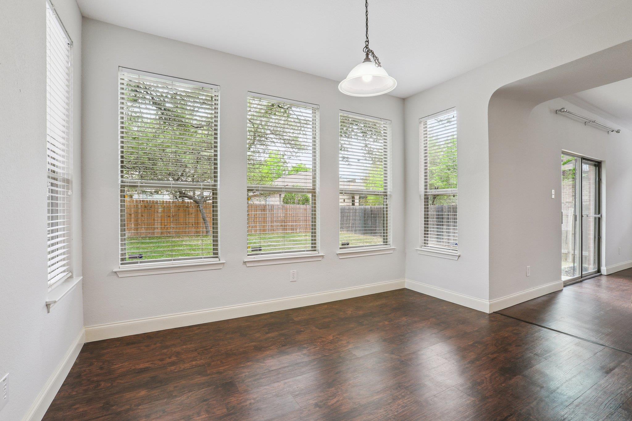 519 Paseo Grand Dr, Cedar Park, TX 78613