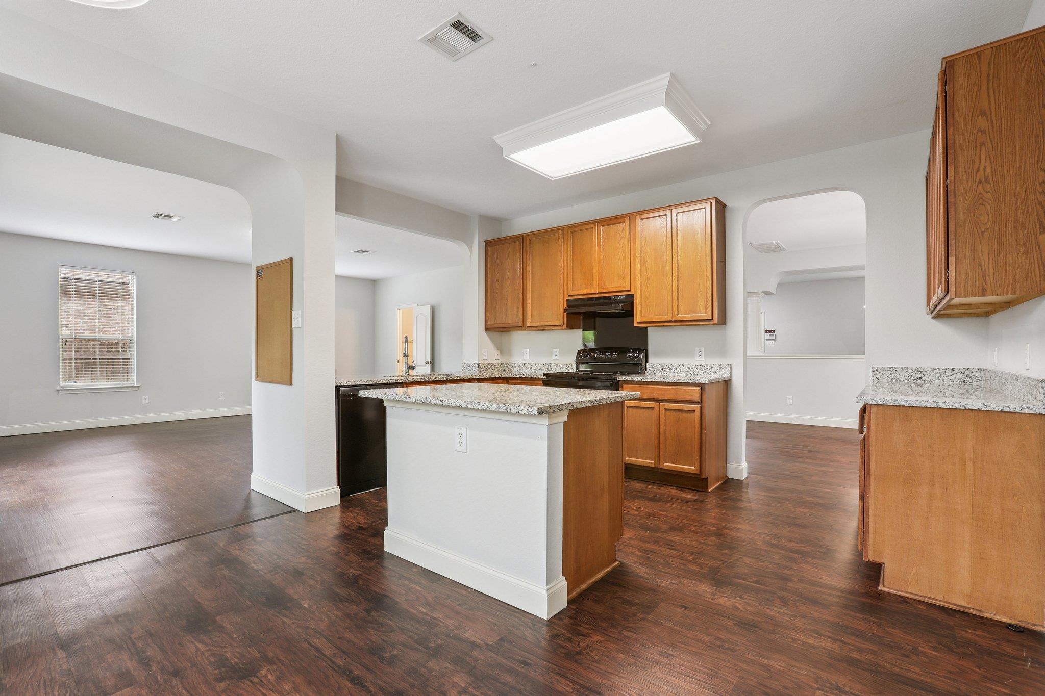 519 Paseo Grand Dr, Cedar Park, TX 78613