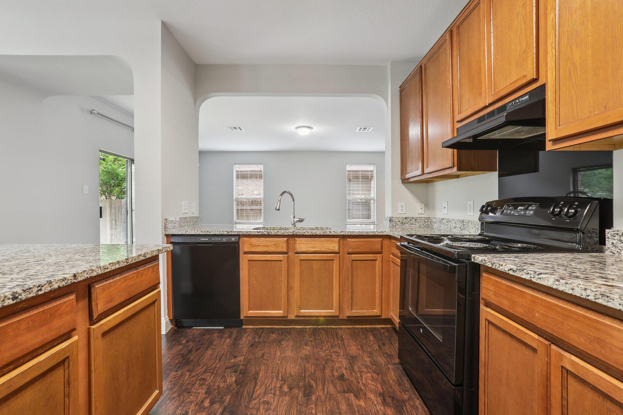 519 Paseo Grand Dr, Cedar Park, TX 78613