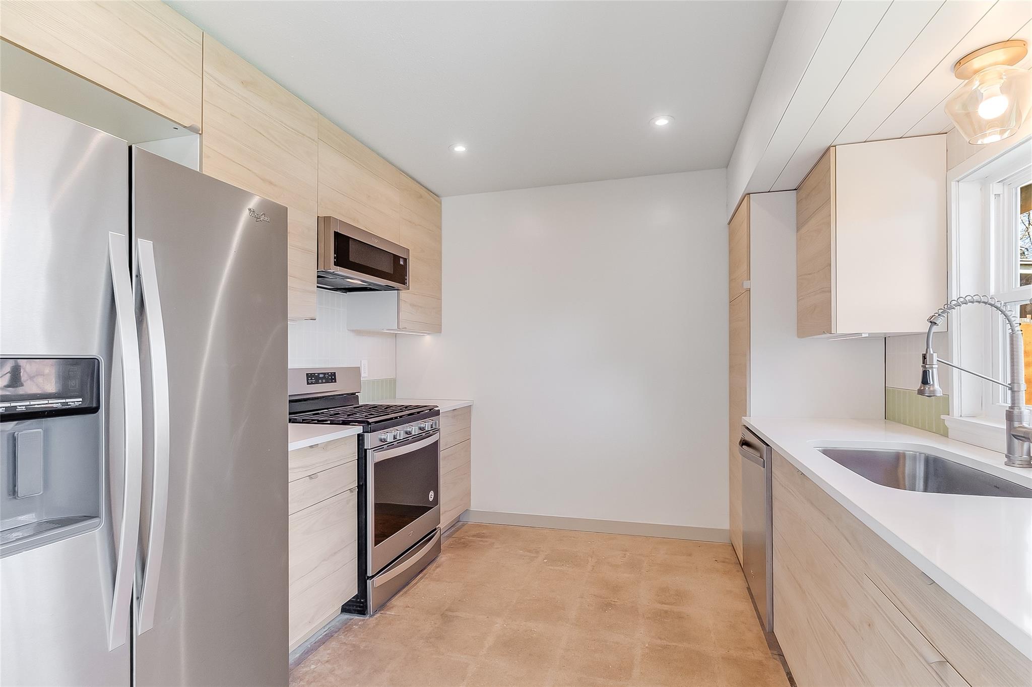 10101 E Rutland Vlg, Austin, TX 78758