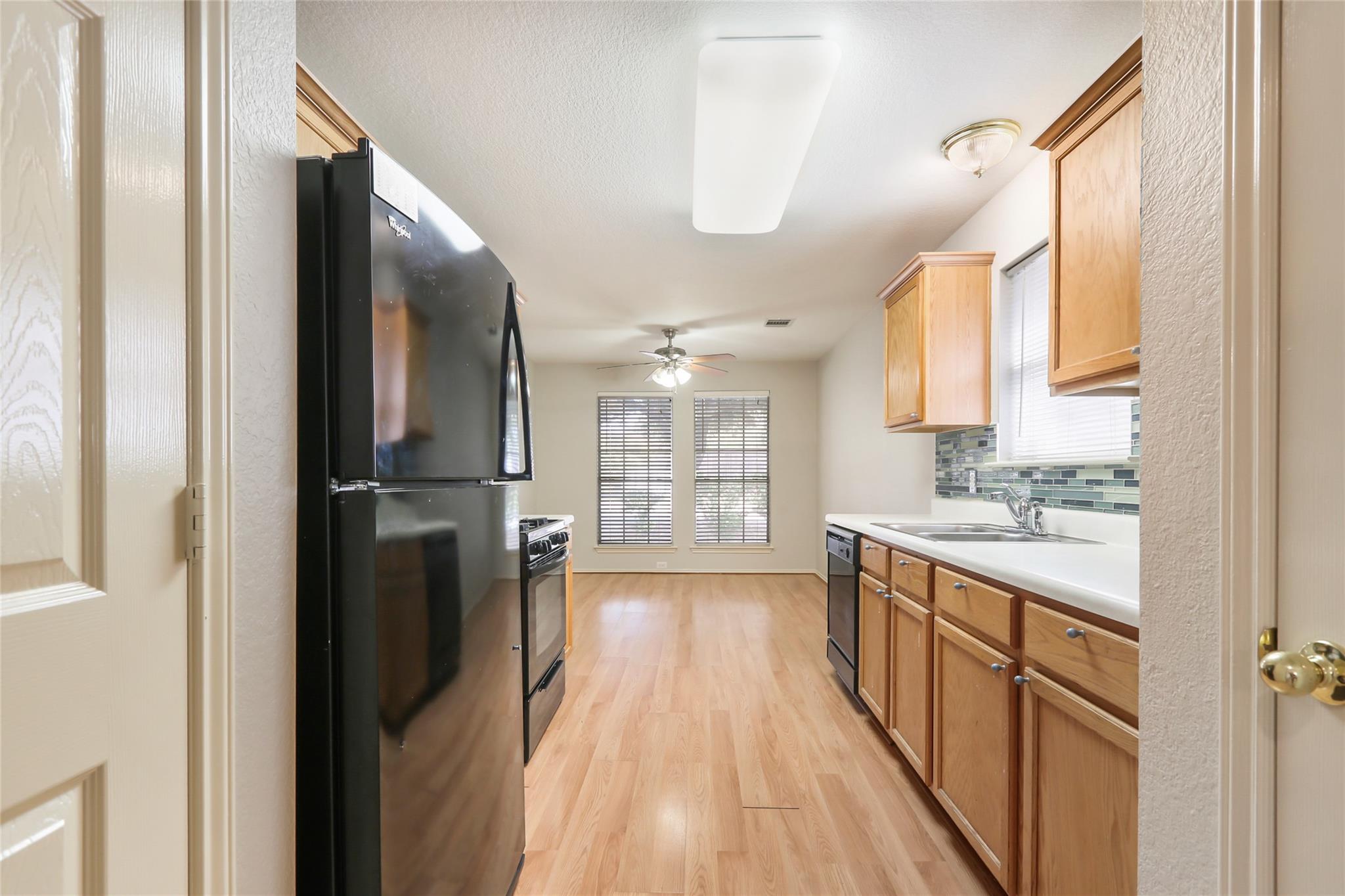 15204 Drusillas Dr, Pflugerville, TX 78660