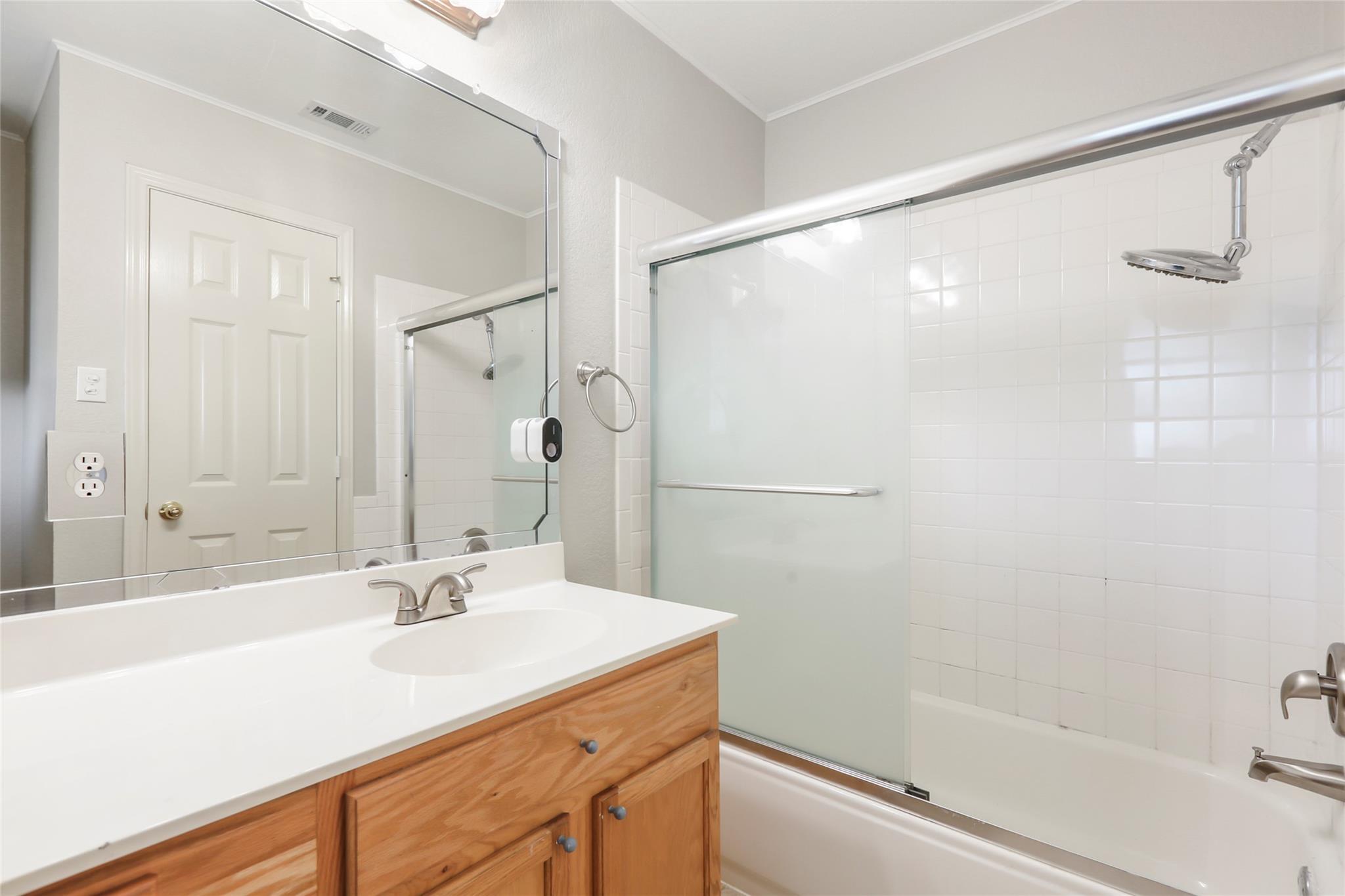 15204 Drusillas Dr, Pflugerville, TX 78660