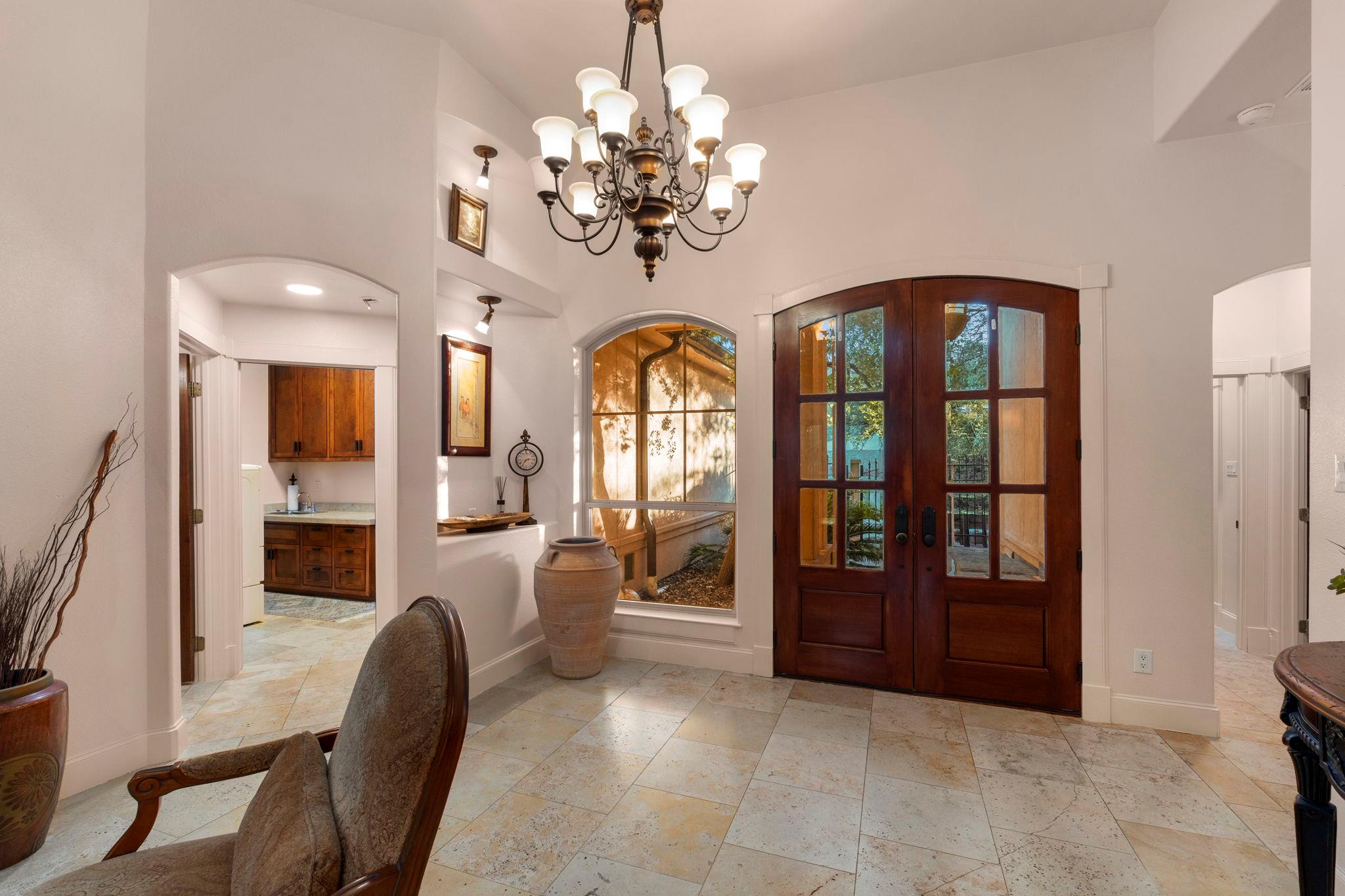 200 Red Bird Ln, Kingsbury, TX 78638