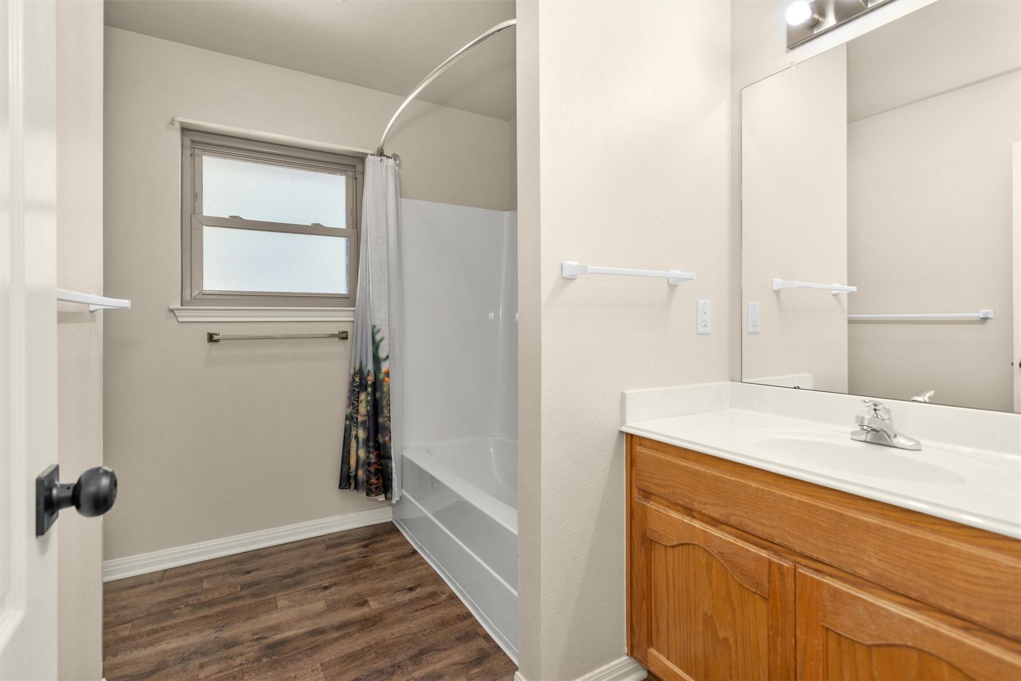 1906 Round Table, New Braunfels, TX 78130