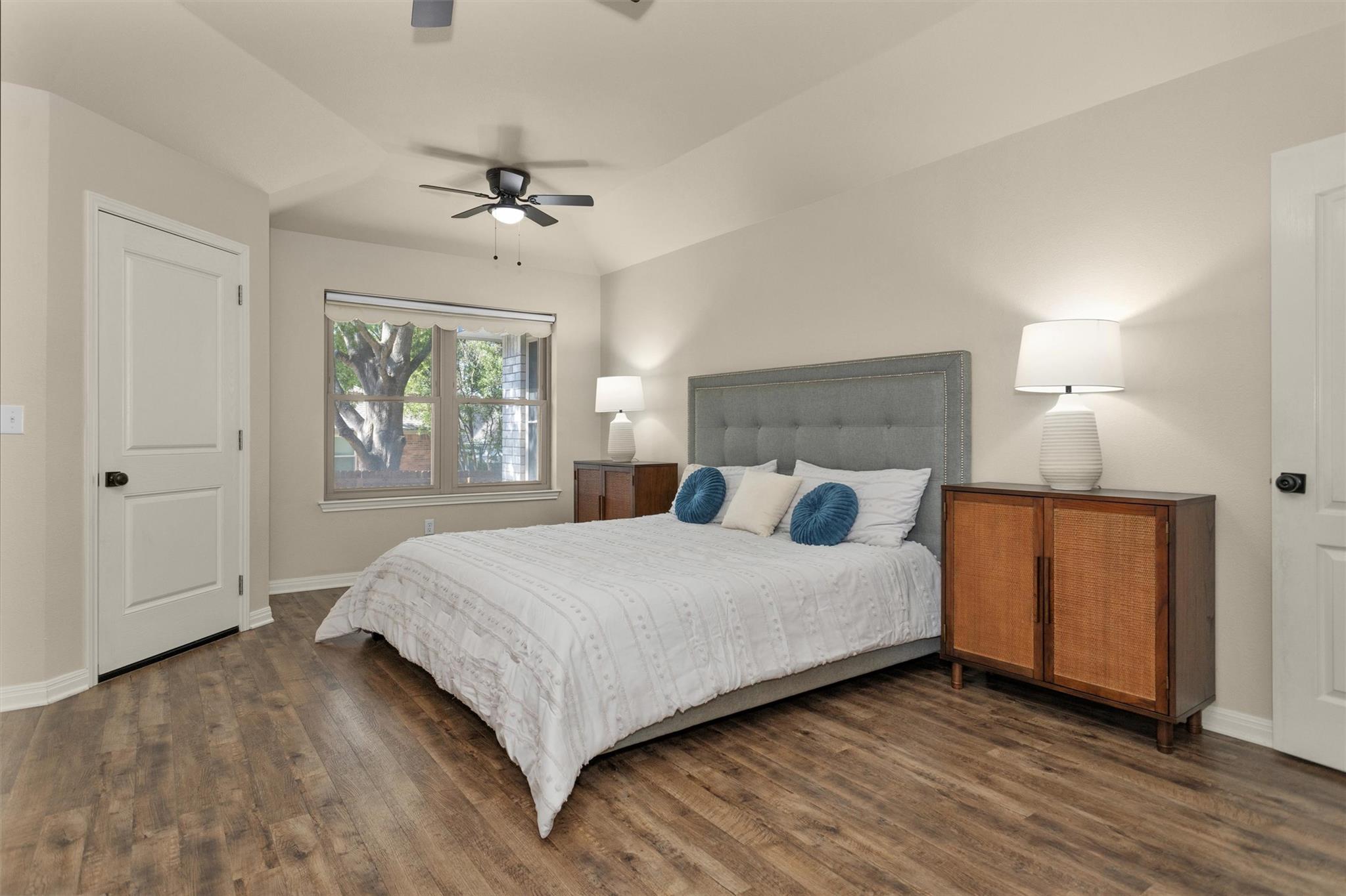 1906 Round Table, New Braunfels, TX 78130