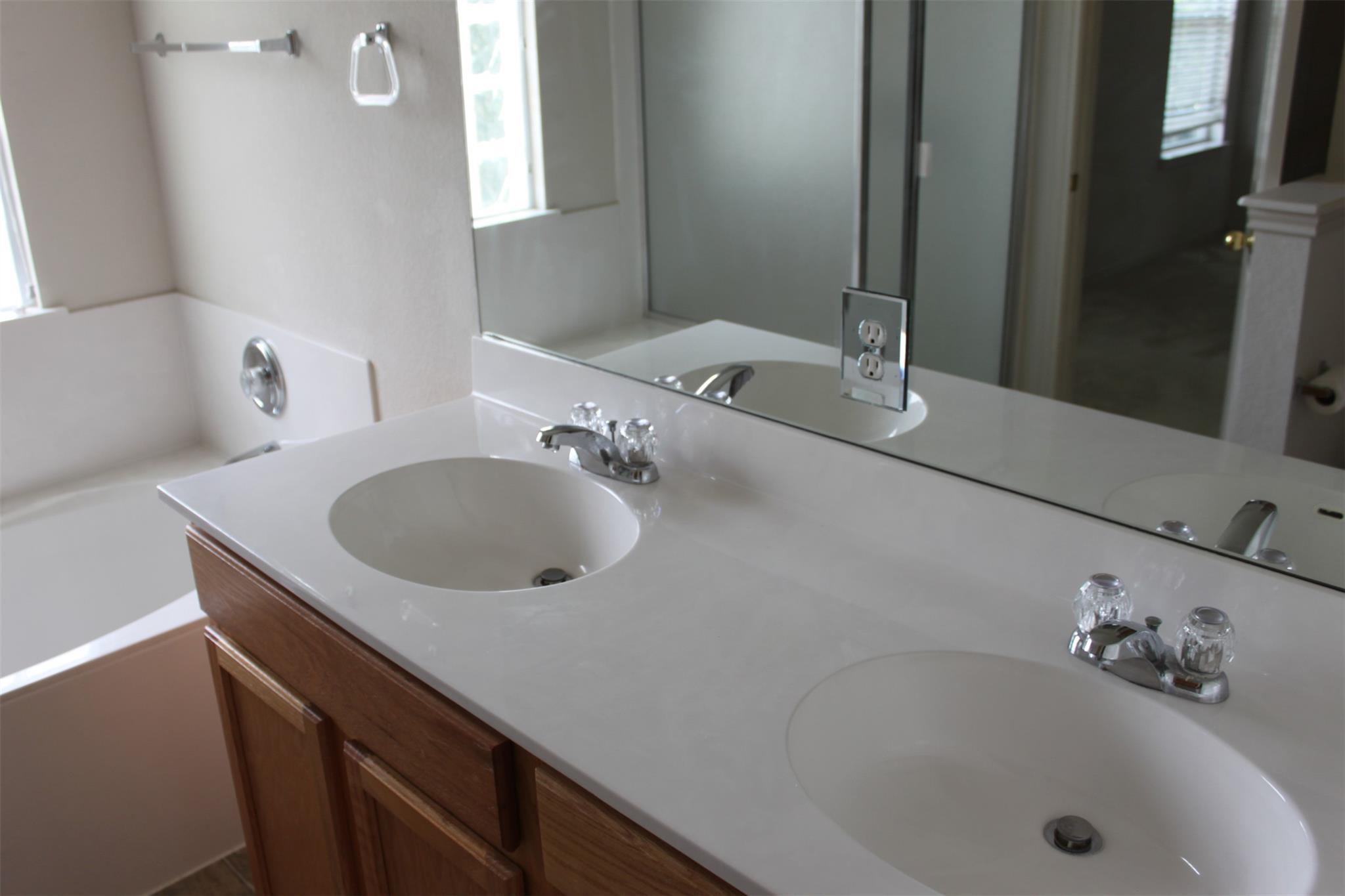 11700 Raymond C Ewry Ln, Austin, TX 78748