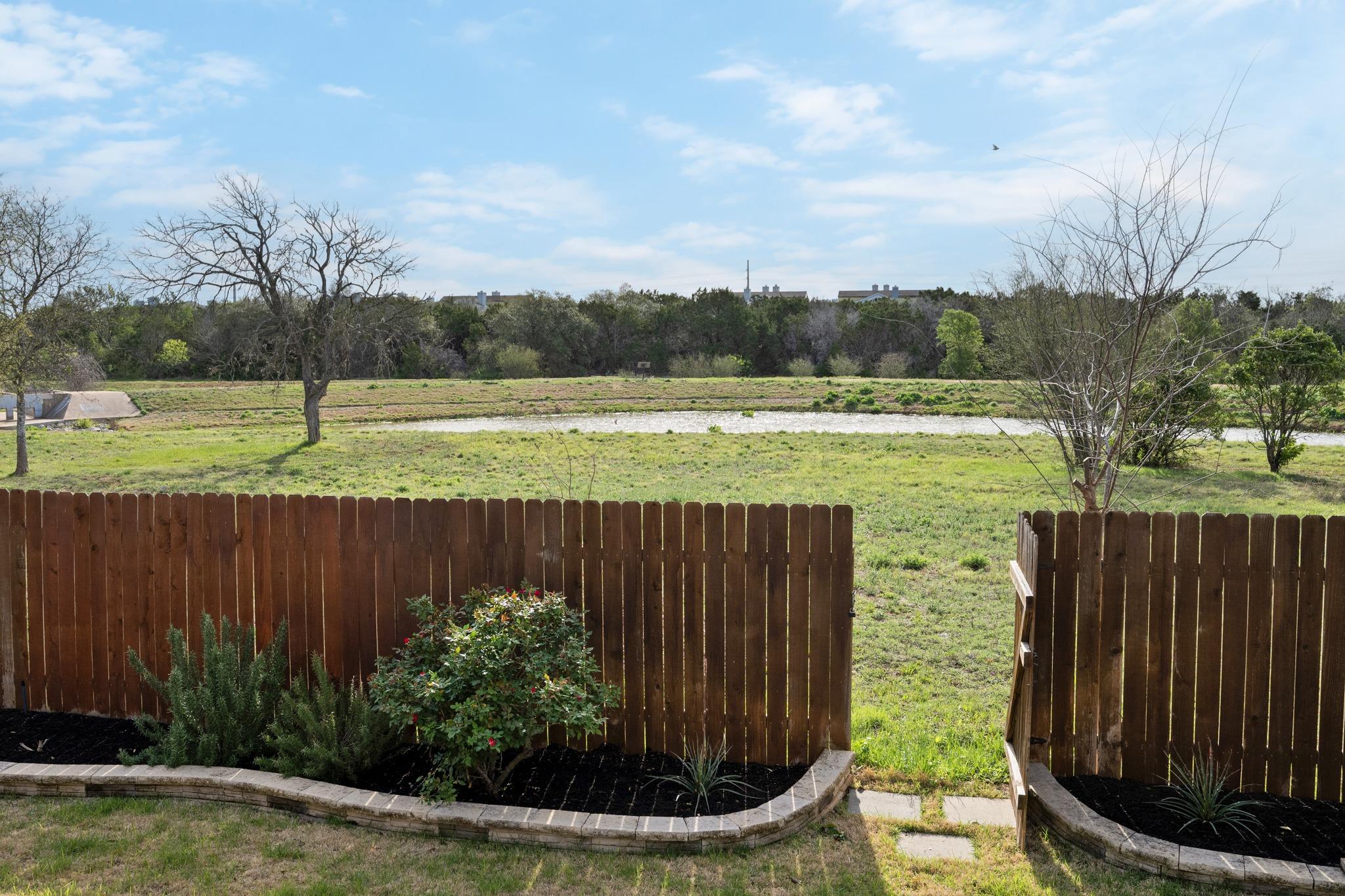 7601 Ponoma Trl, Austin, TX 78749