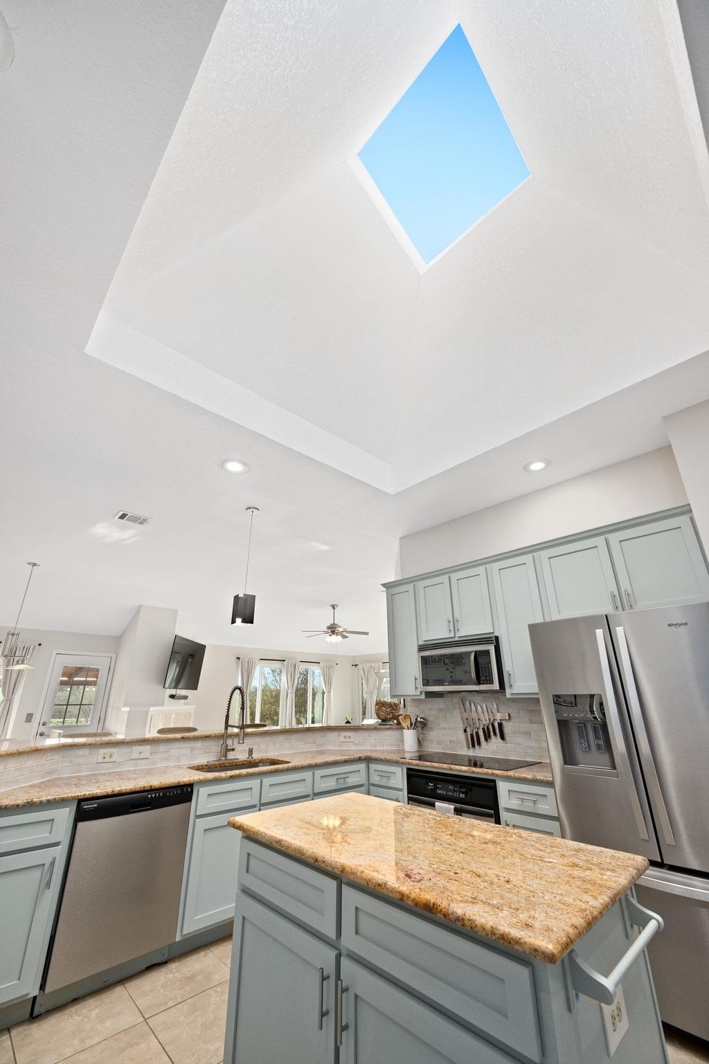 7601 Ponoma Trl, Austin, TX 78749