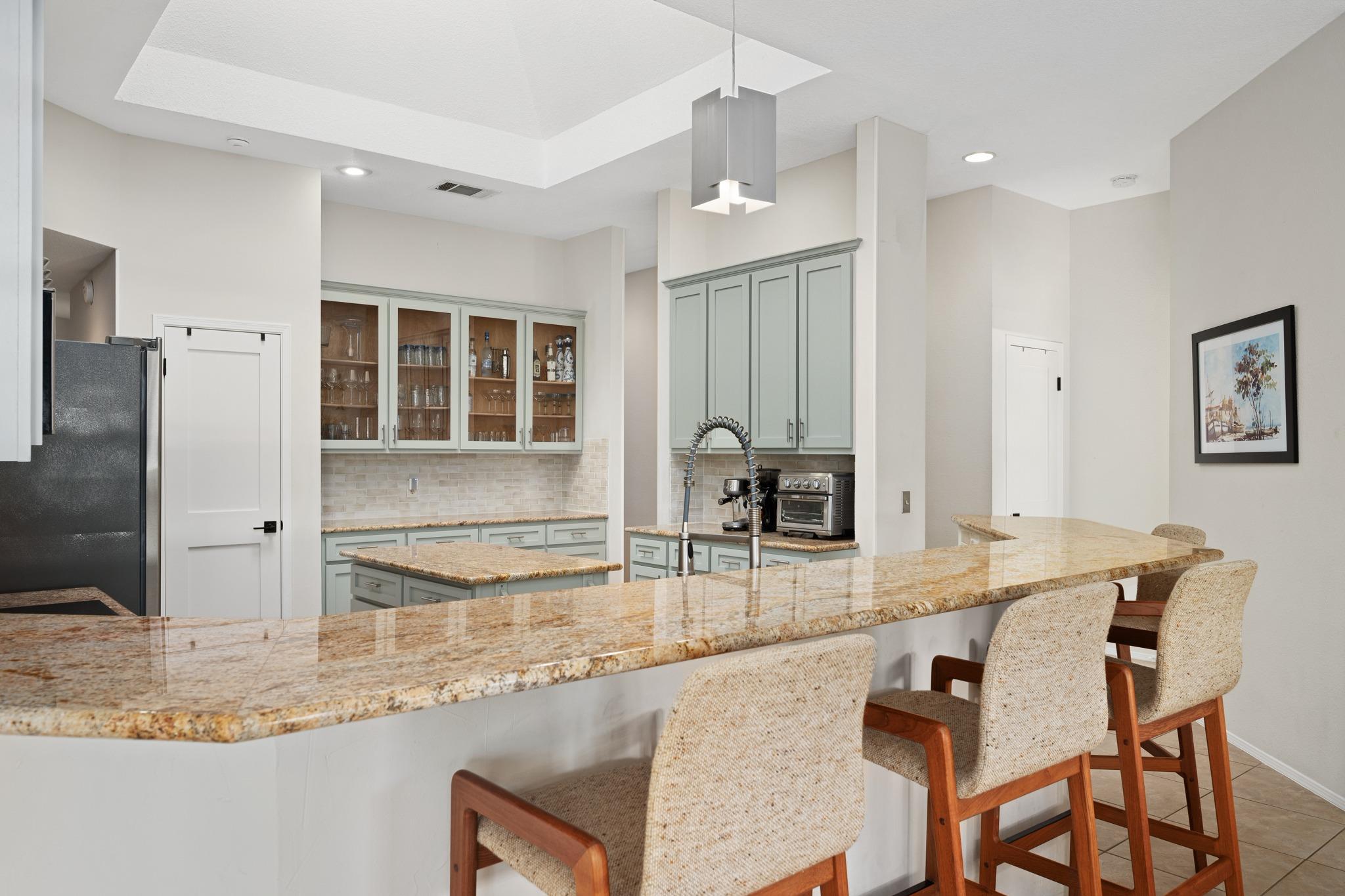 7601 Ponoma Trl, Austin, TX 78749