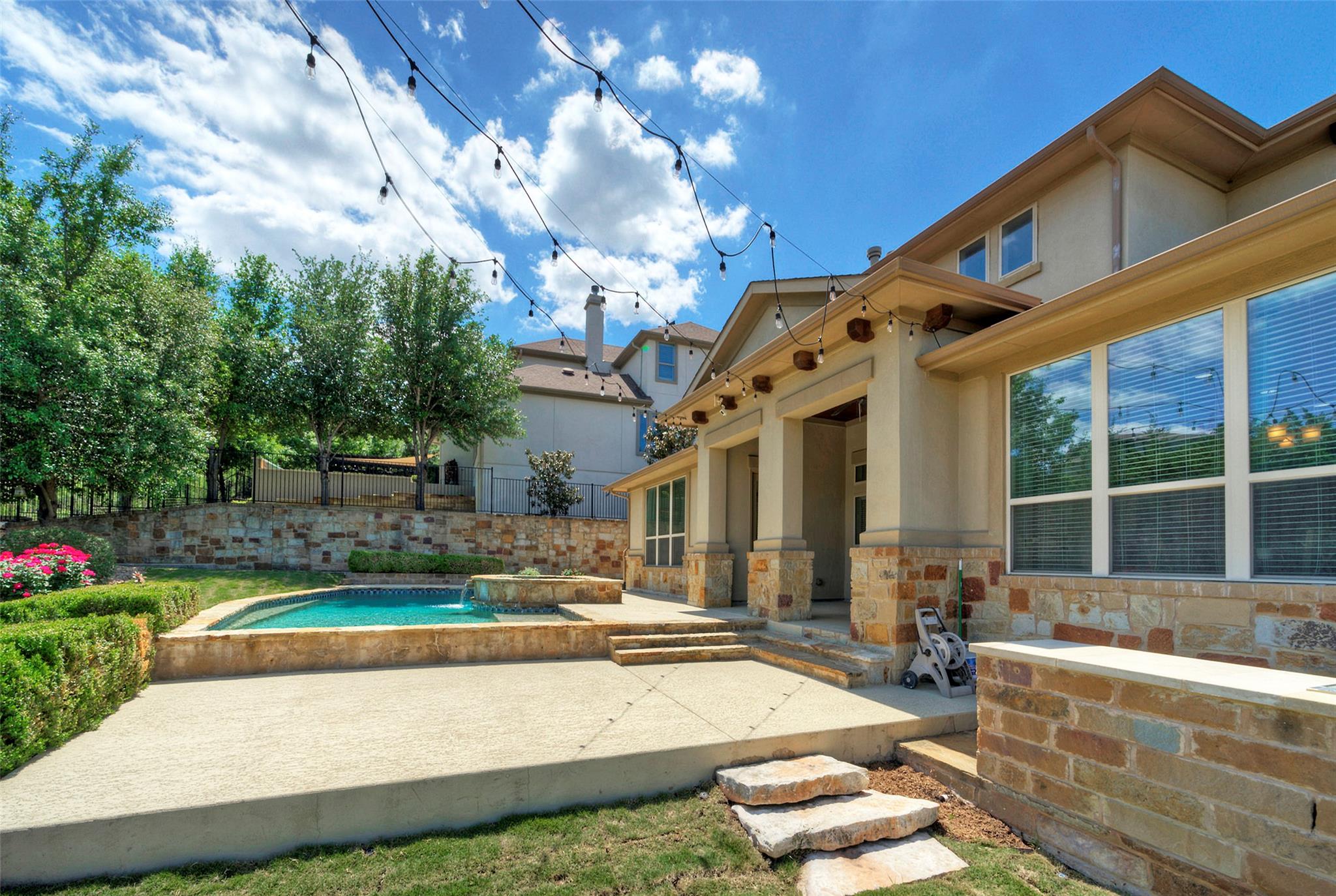 6117 Osceola Trl, Austin, TX 78738