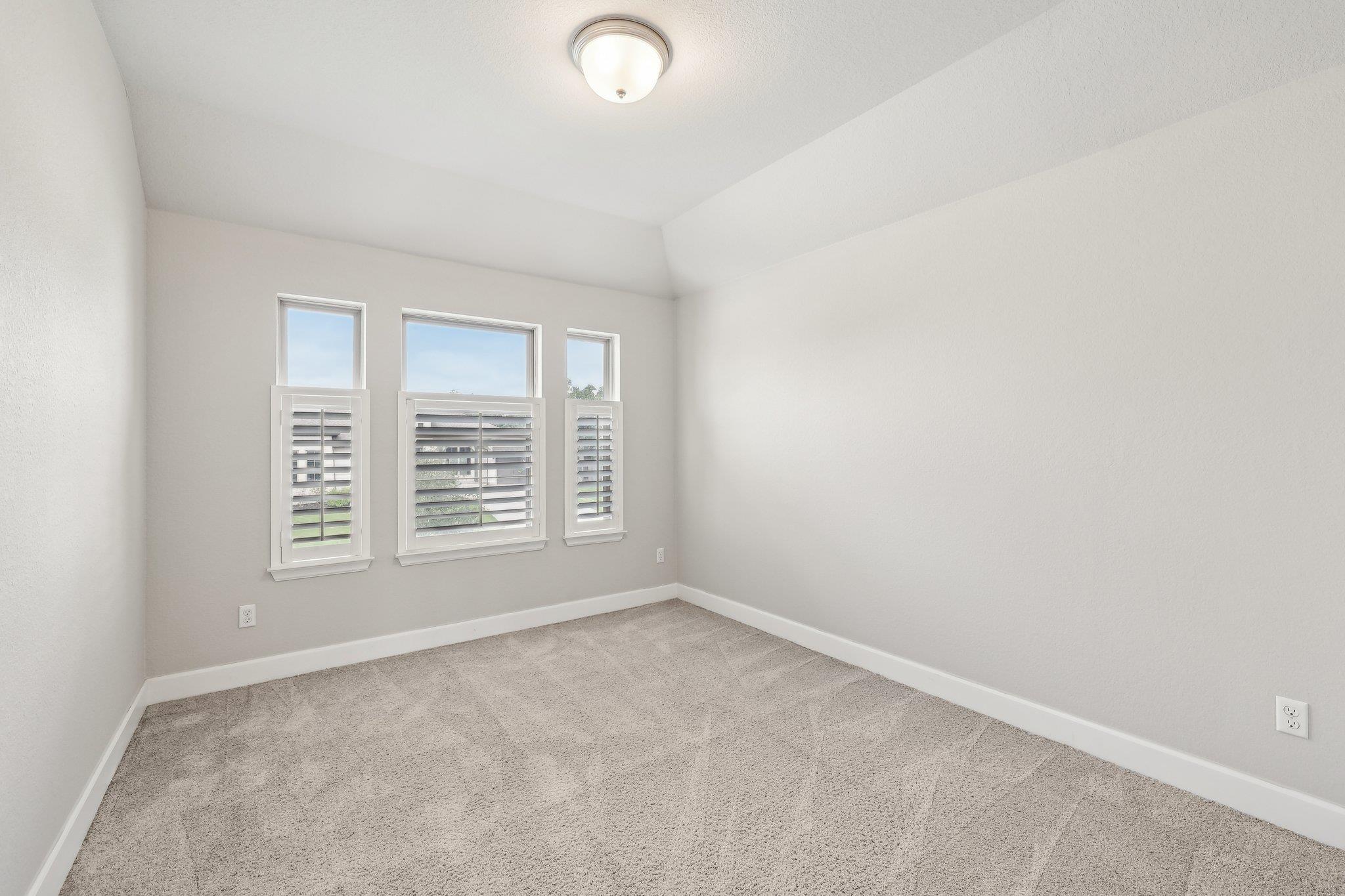 131 Kellogg Ln, Bastrop, TX 78602