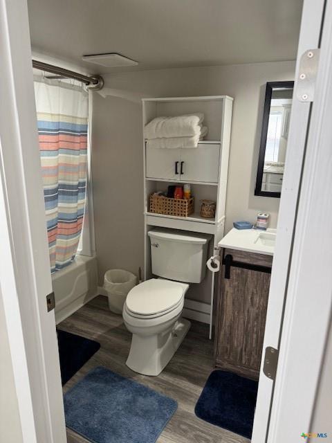 281 County Road 251, Matagorda, TX 77414