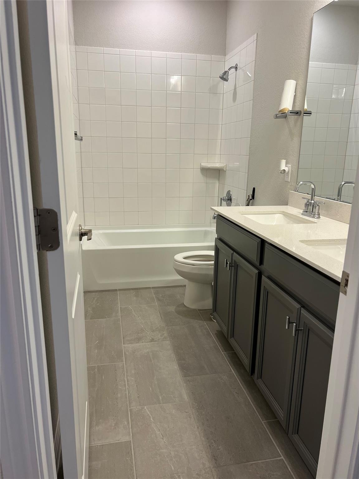 107 Hornbill Dr, Hutto, TX 78634