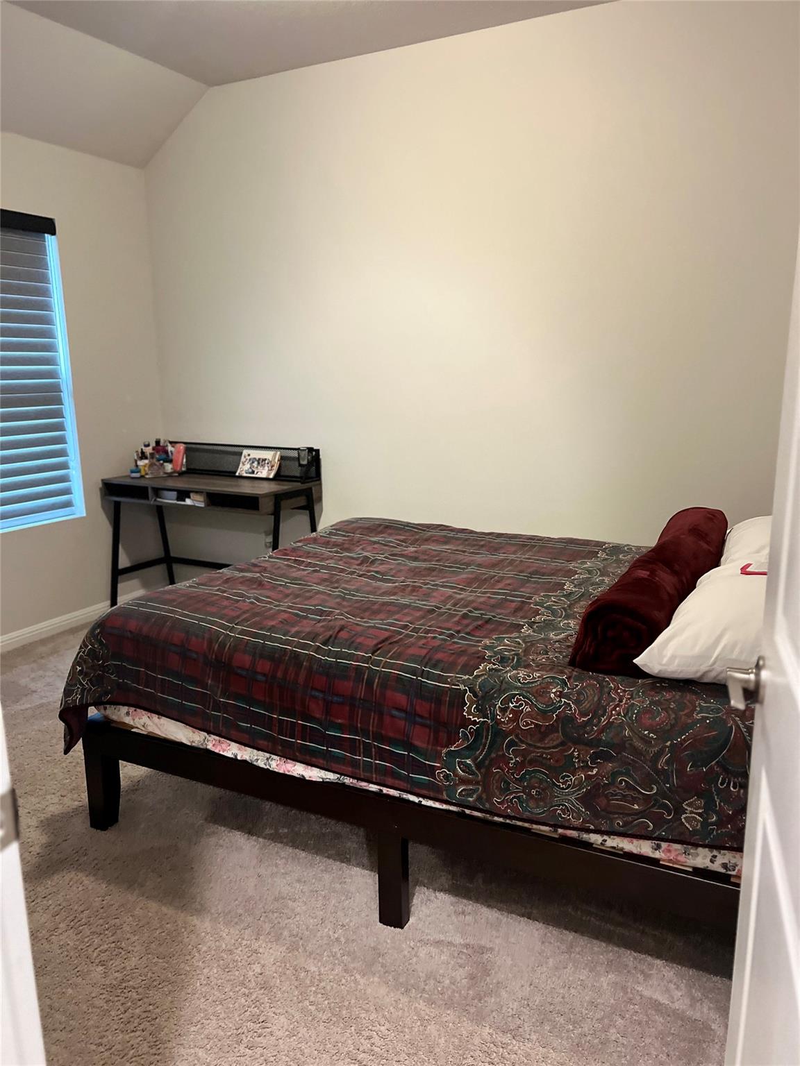 107 Hornbill Dr, Hutto, TX 78634