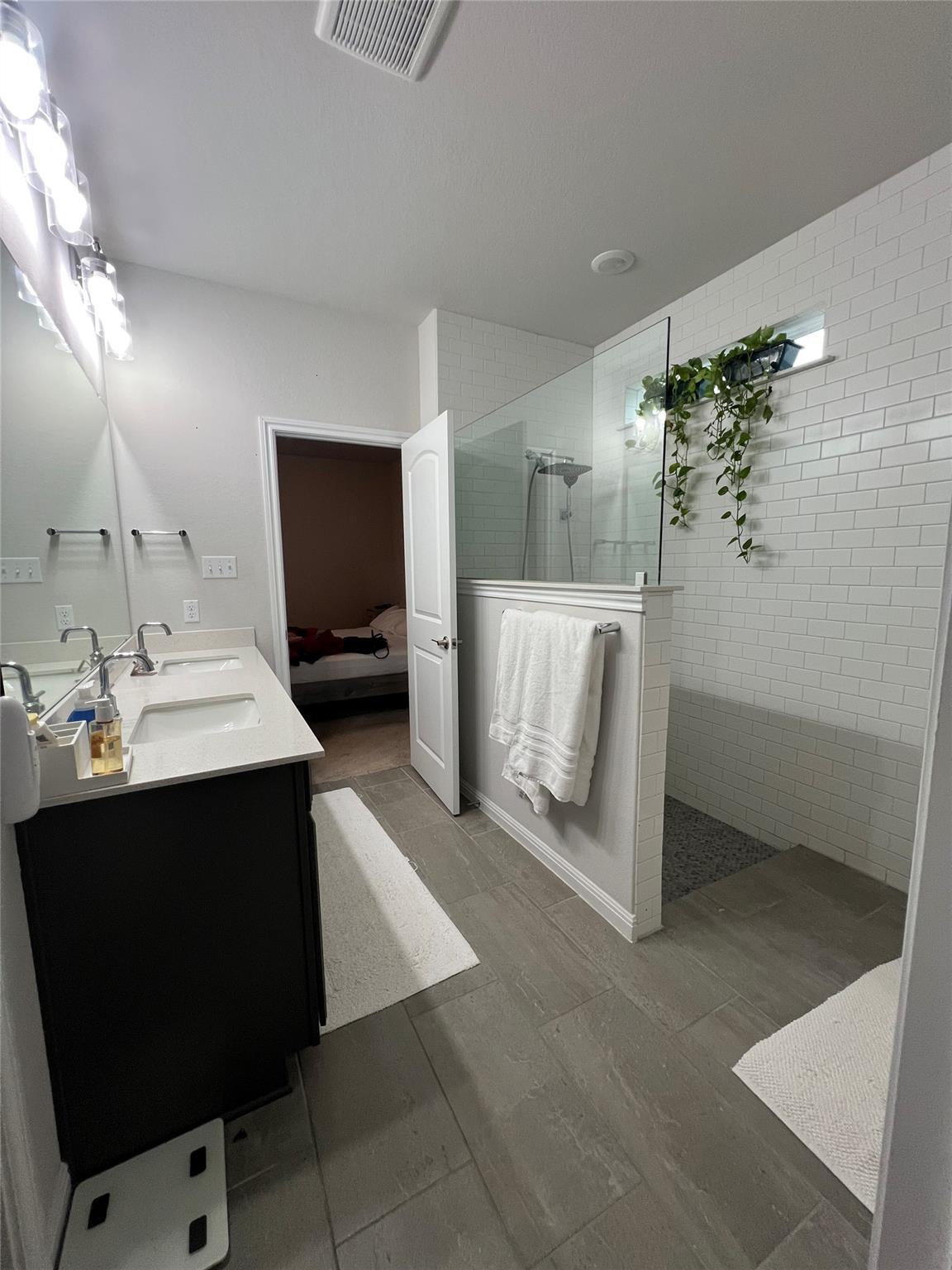 107 Hornbill Dr, Hutto, TX 78634