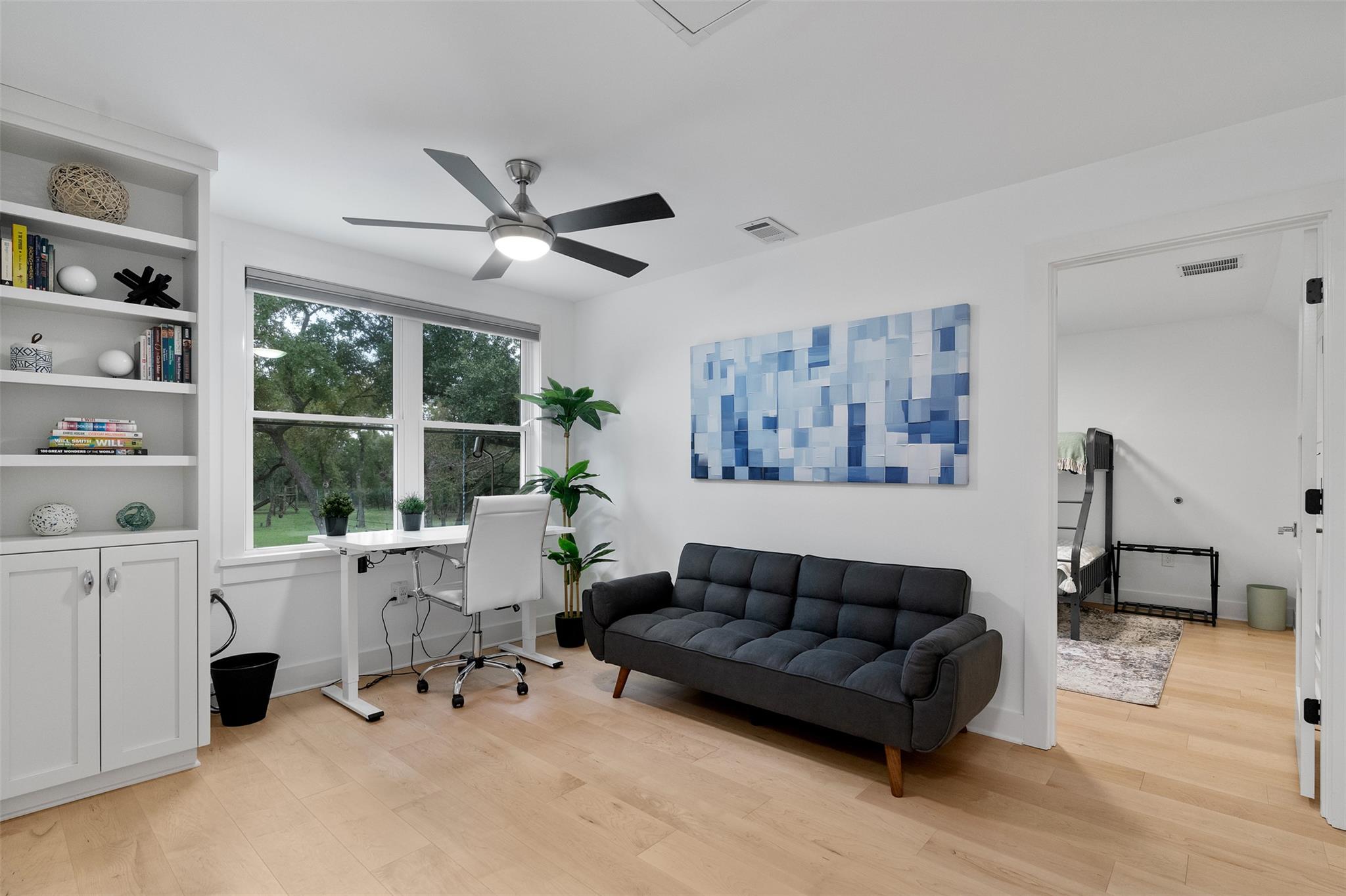 1100 Live Oak Rd, Leander, TX 78641