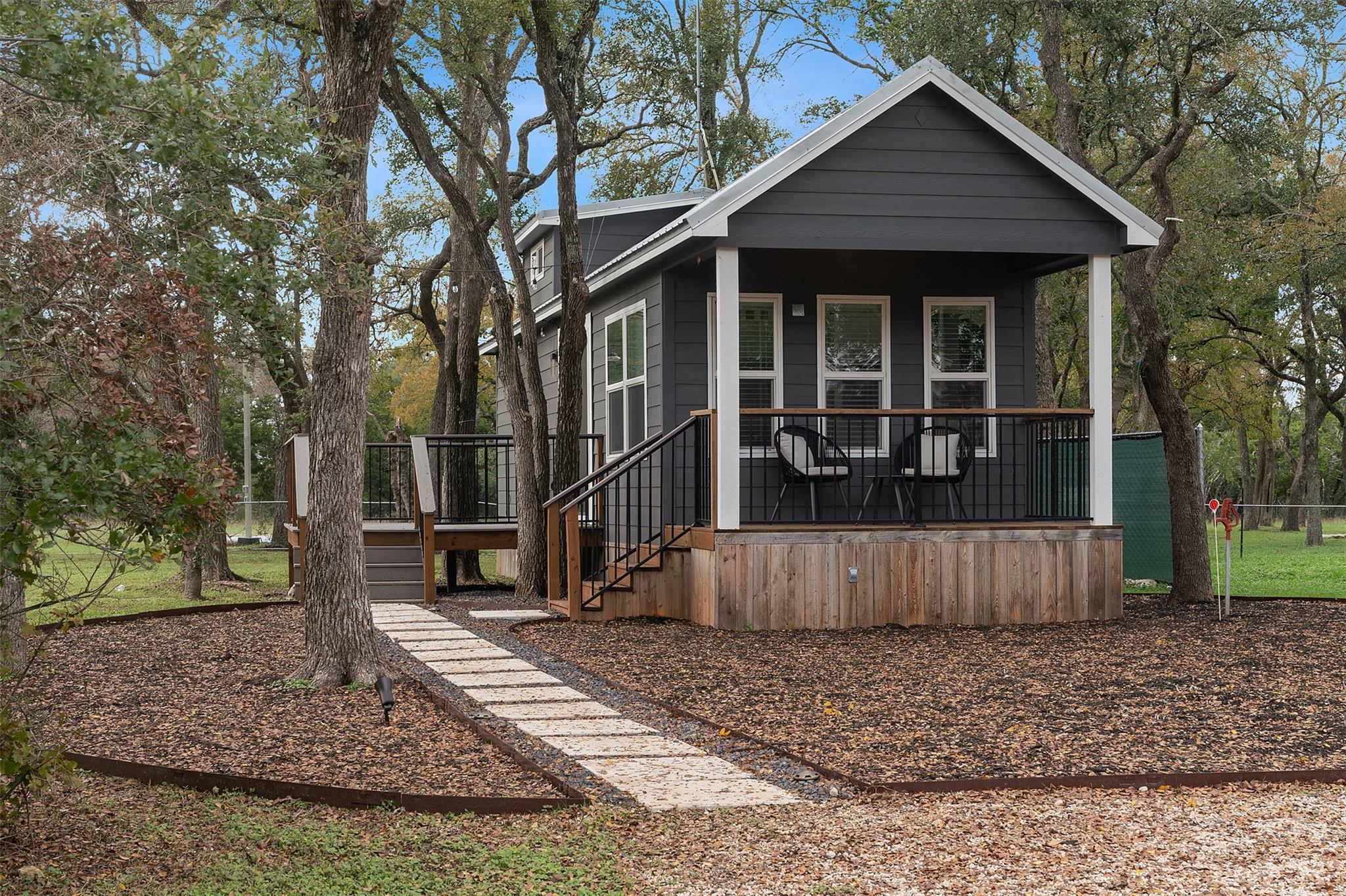 1100 Live Oak Rd, Leander, TX 78641