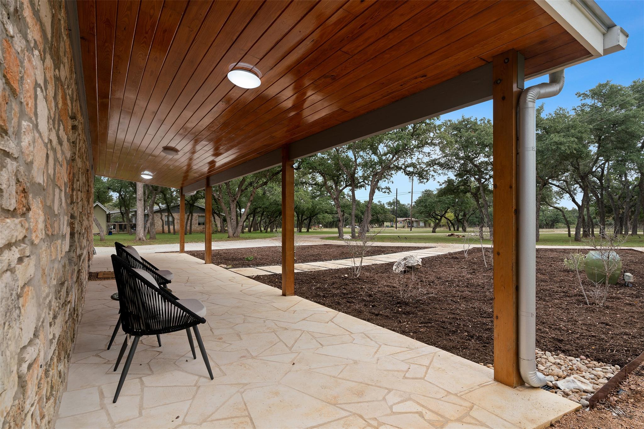 1100 Live Oak Rd, Leander, TX 78641