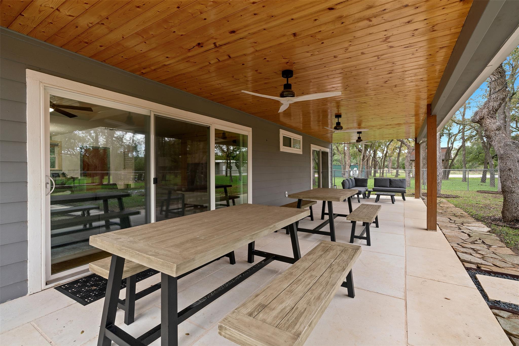 1100 Live Oak Rd, Leander, TX 78641