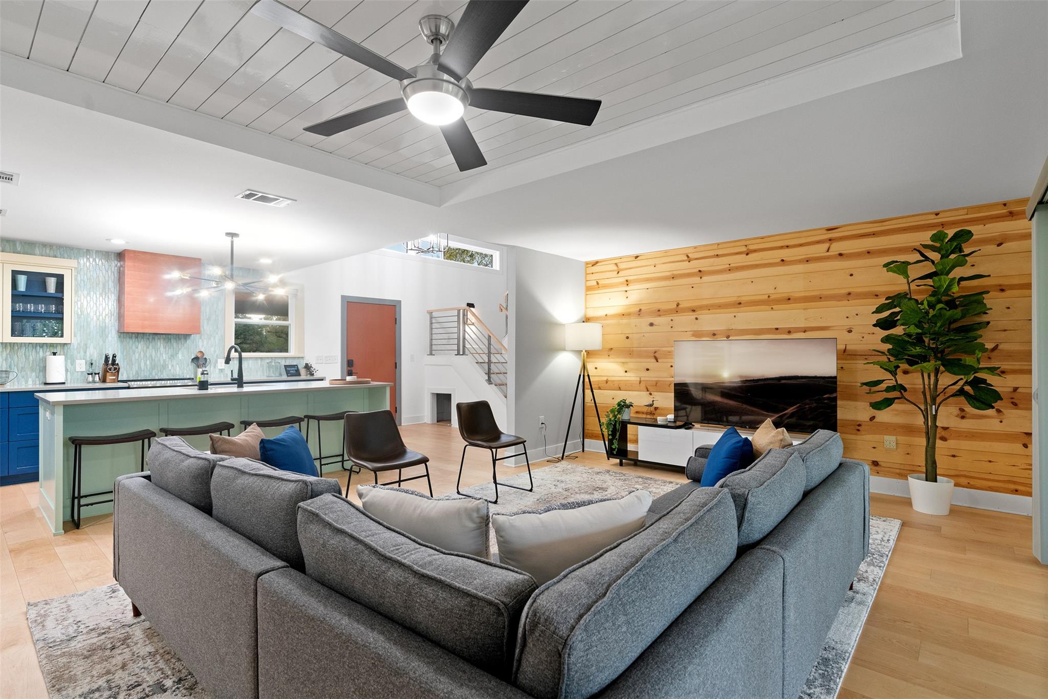1100 Live Oak Rd, Leander, TX 78641