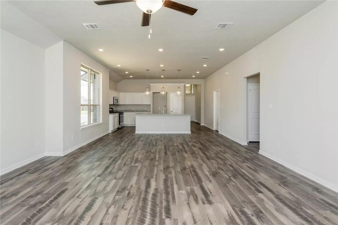 5118 Leaning Tree Dr, Temple, TX 76502