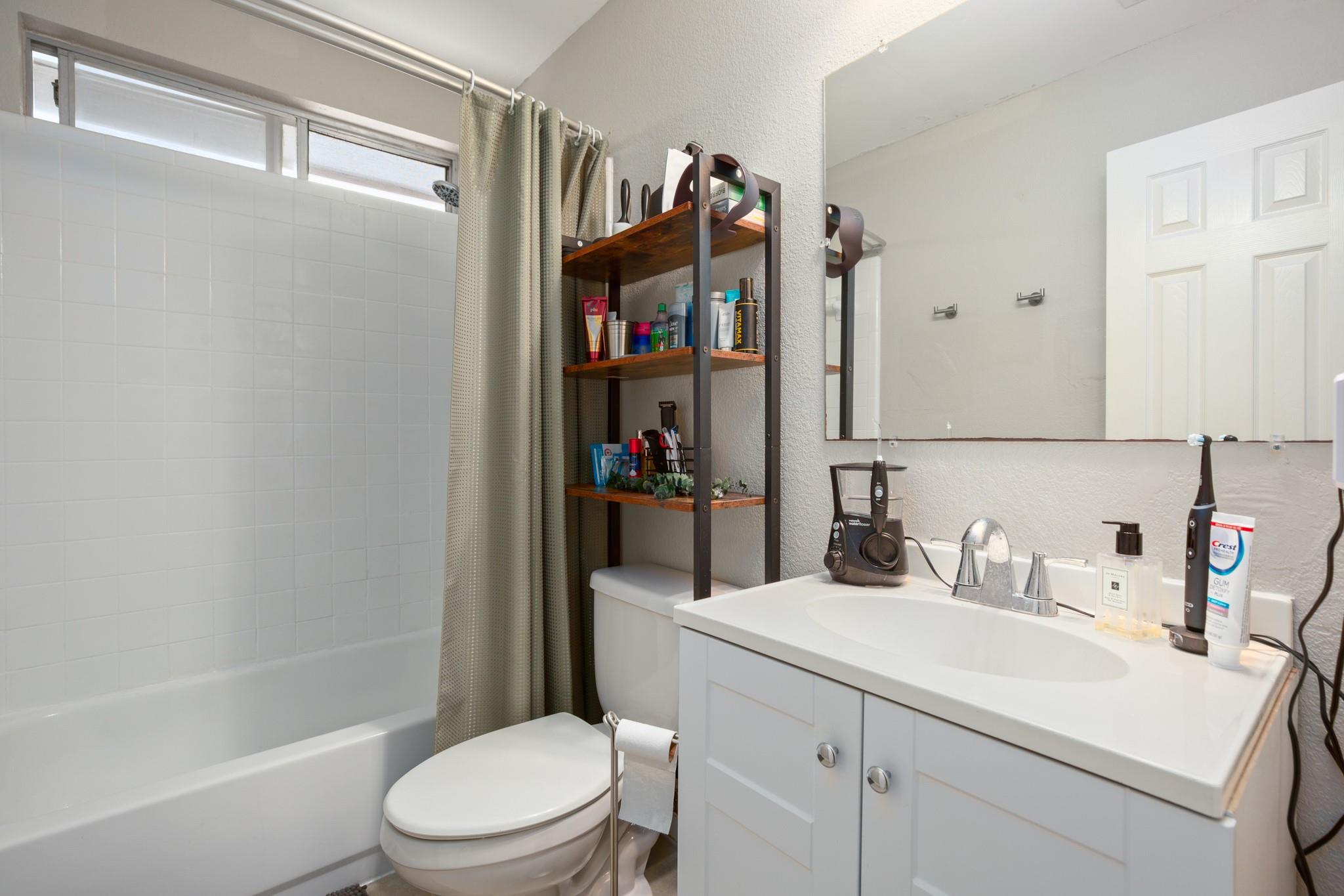 13803 Randalstone Dr, Pflugerville, TX 78660