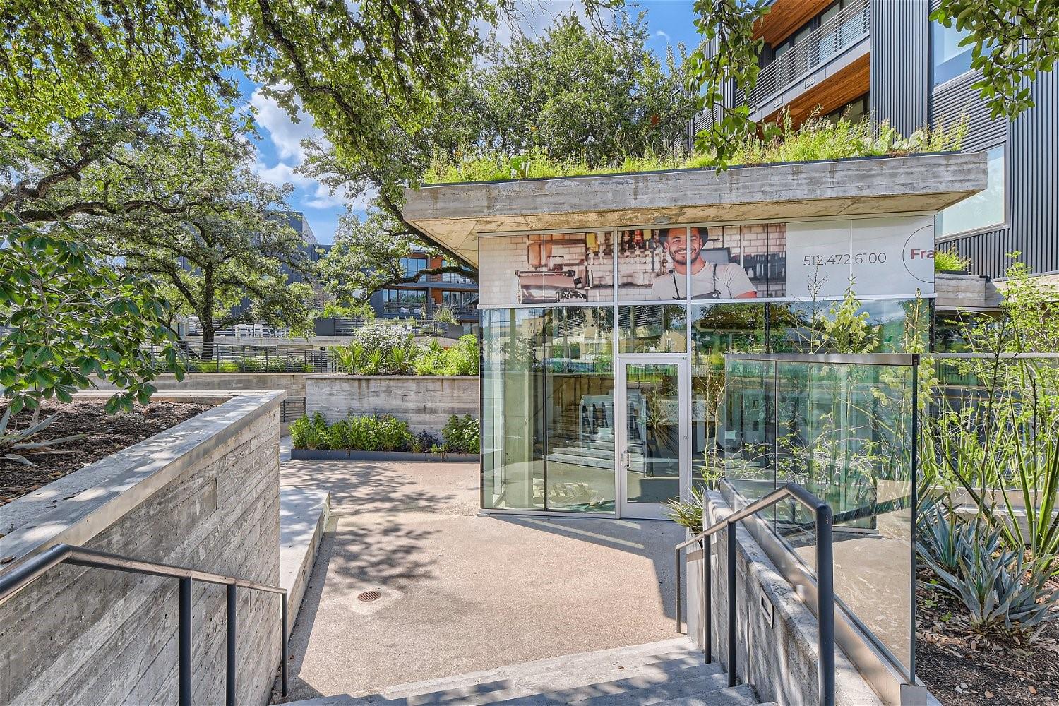 900 S 1st St # 421, Austin, TX 78704