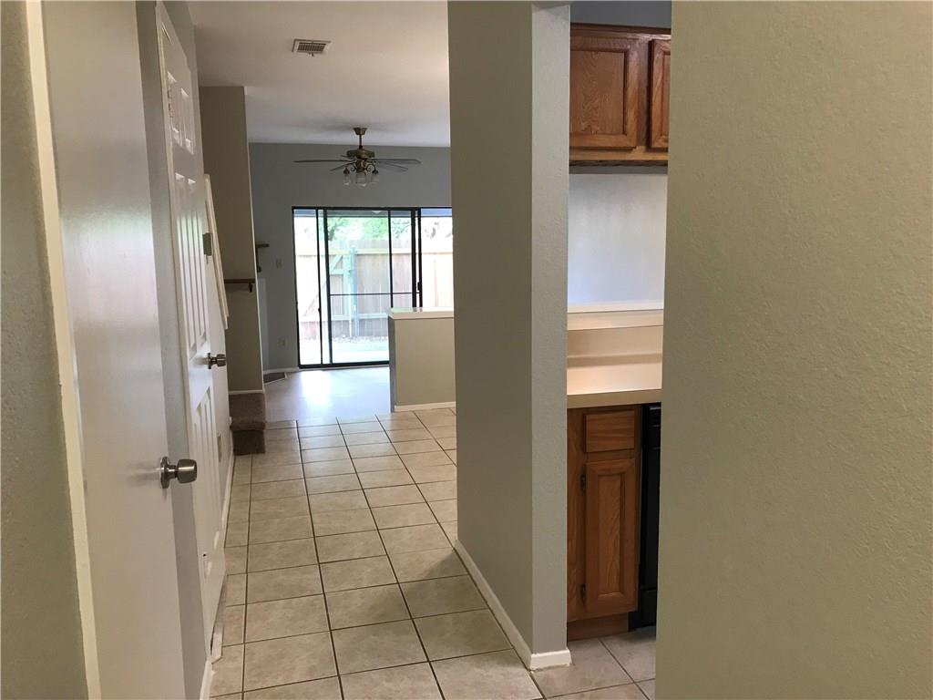 1411 GRACY FARMS Ln # 16, Austin, TX 78758