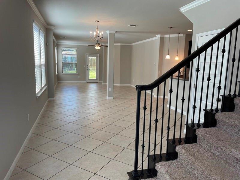 400 Hummingbird Ln # A, Austin, TX 78734