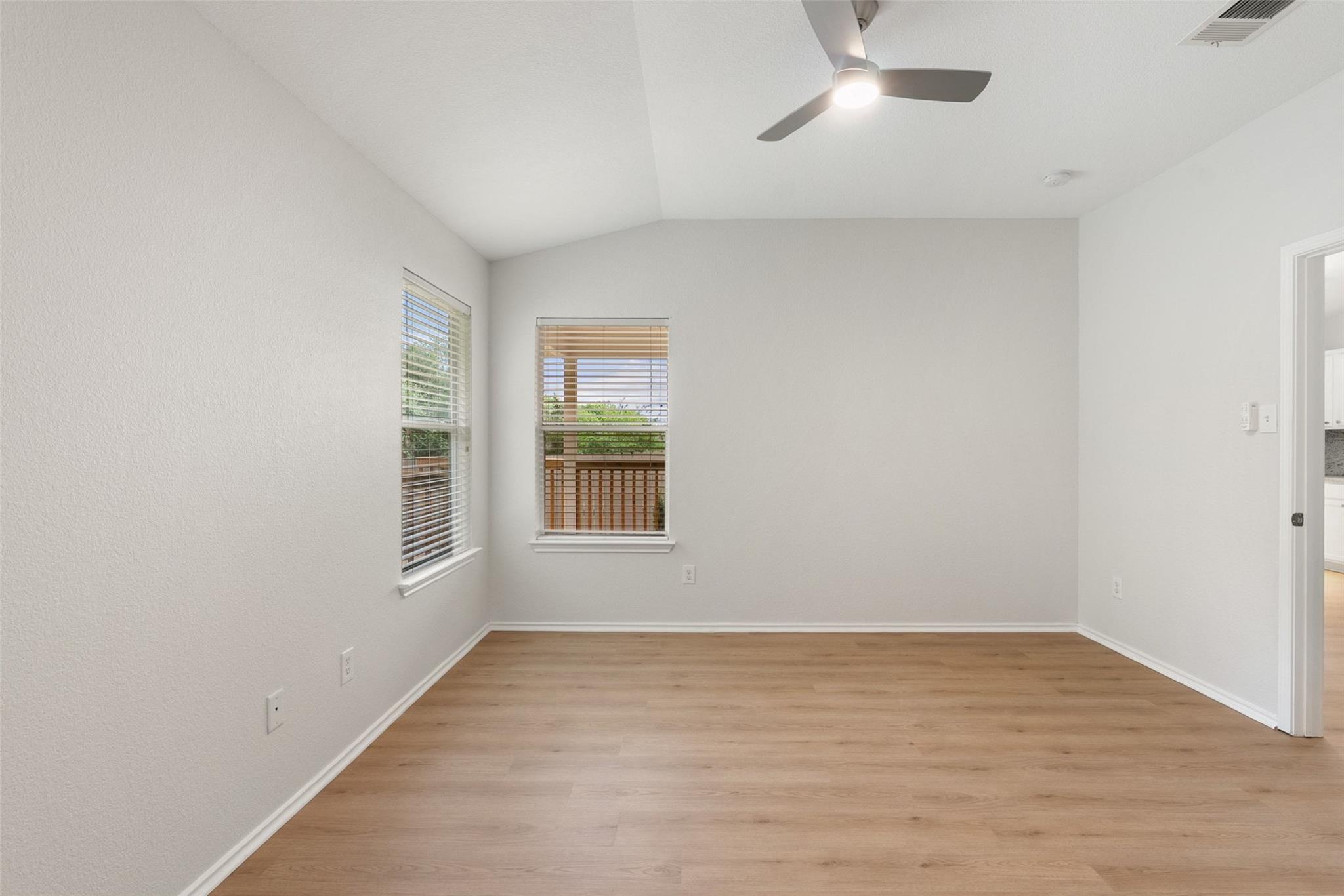 437 Sweet Leaf Ln, Pflugerville, TX 78660