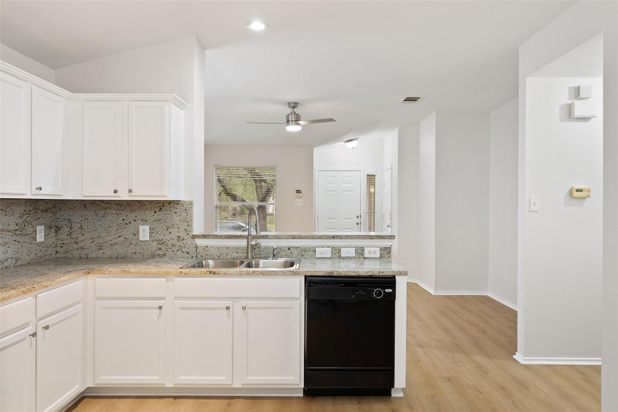 437 Sweet Leaf Ln, Pflugerville, TX 78660